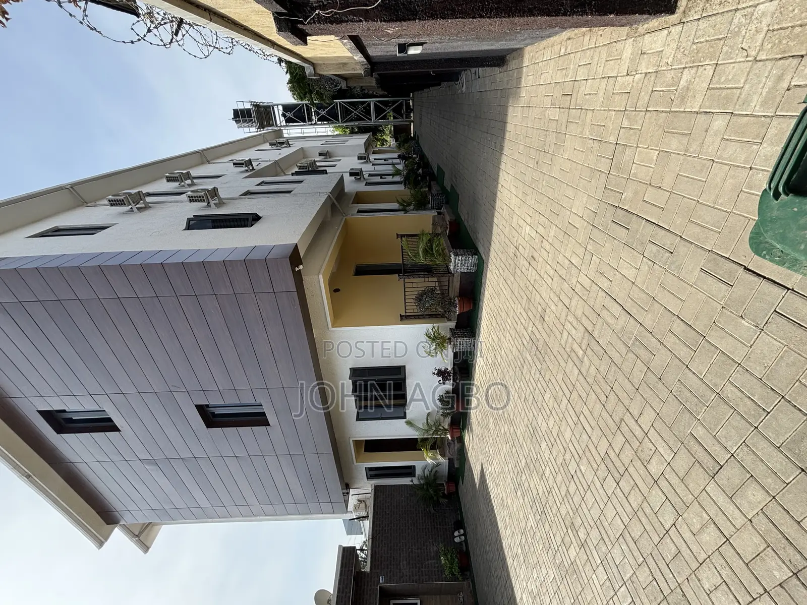 Furnished 6bdrm Apartment in Bunkoro for sale in Bunkoro