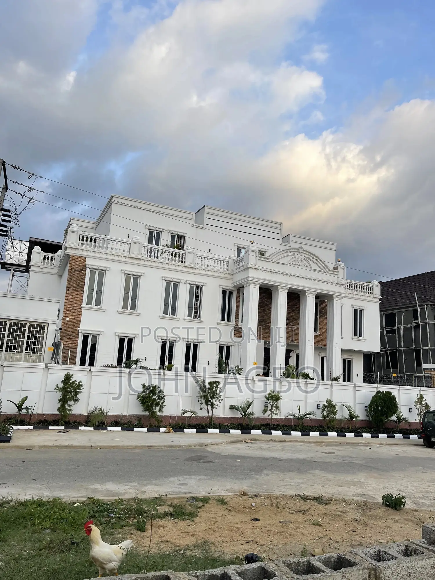 15 Room Hotel in Jahi in Jahi
