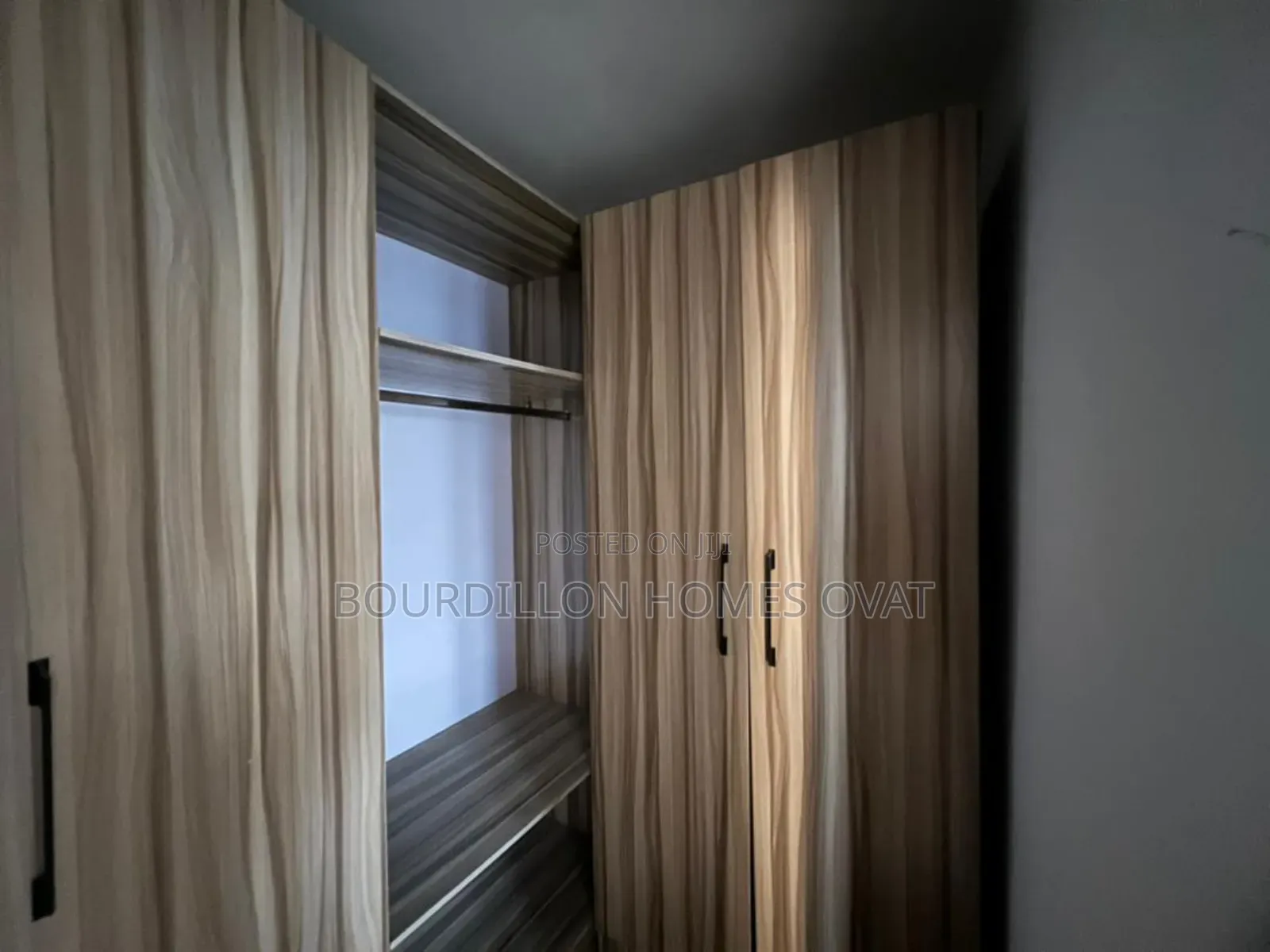 3bdrm Apartment in Illasan, Ikate Lekki for sale in Ikate