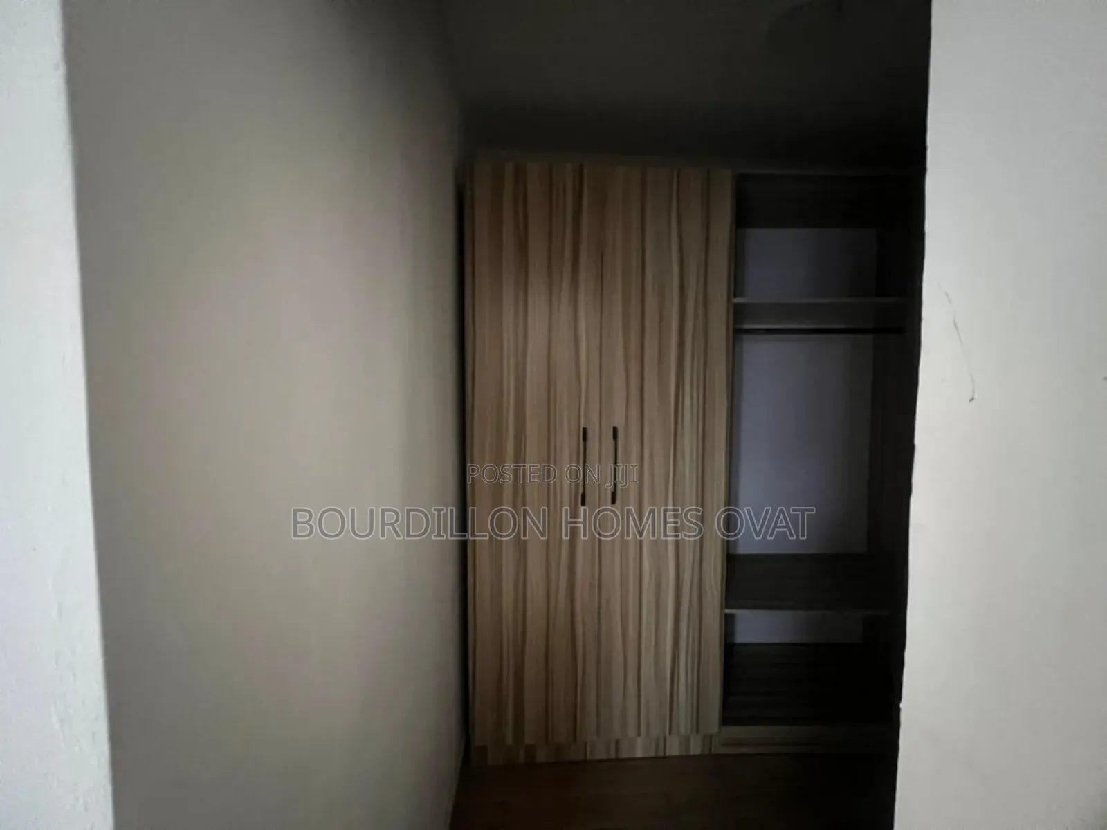 3bdrm Apartment in Illasan, Ikate Lekki for sale in Ikate