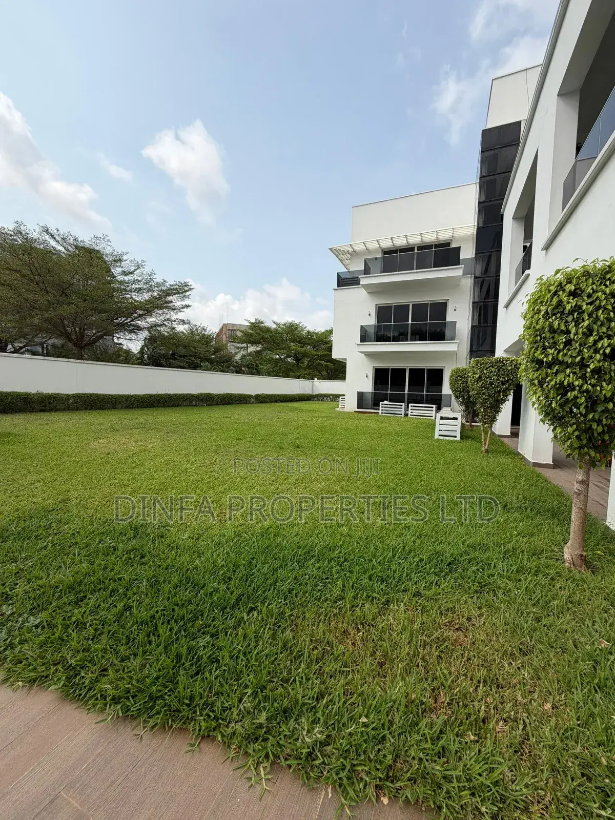 3bdrm Apartment in Banana Island for rent in Banana Island