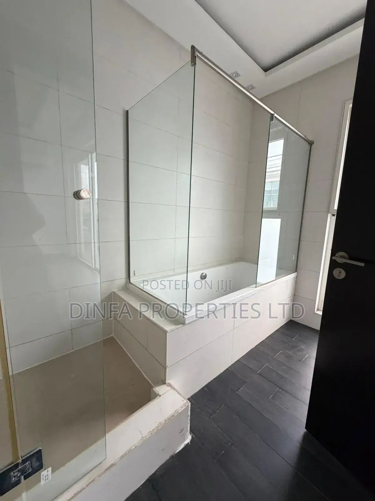 3bdrm Apartment in Banana Island for rent in Banana Island