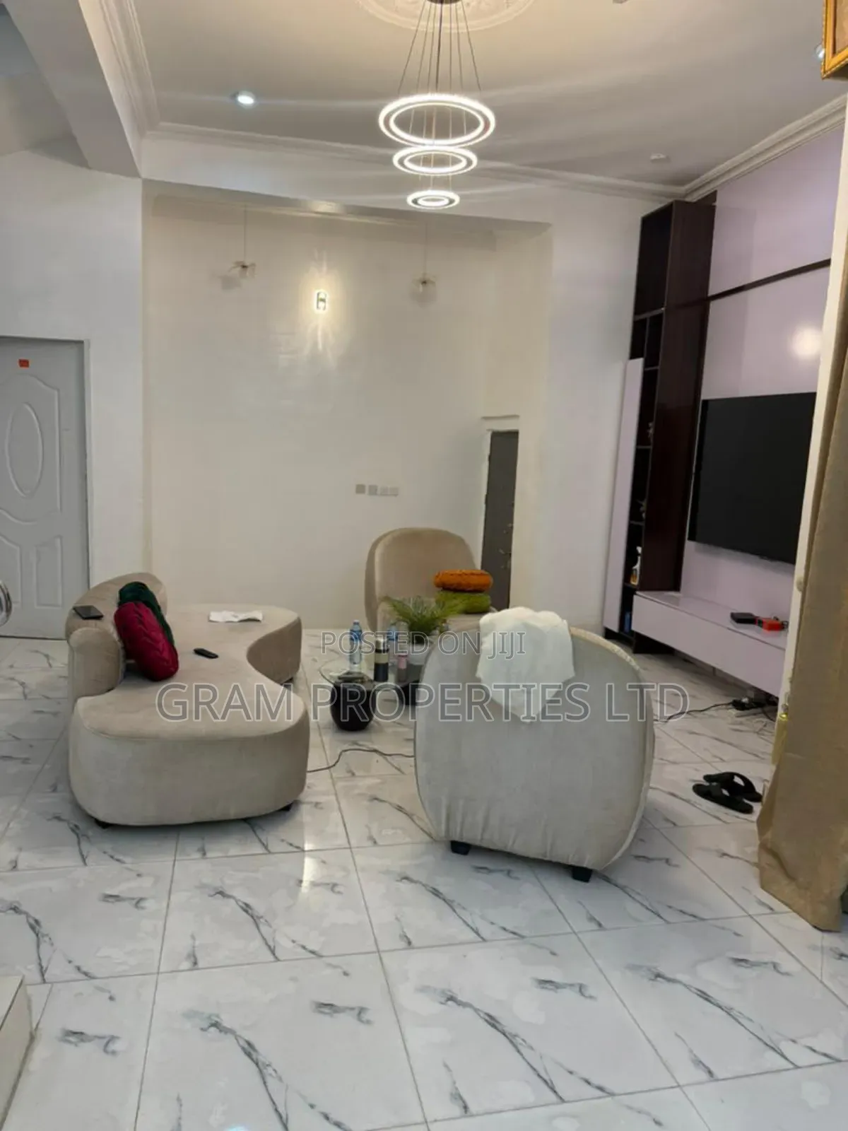Furnished 2bdrm Townhouse / Terrace in Cedar Estate, Kubwa for rent in Kubwa