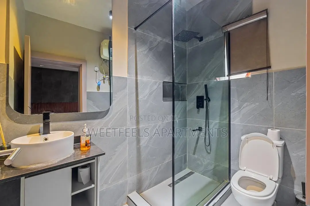 Denver 2 Bedroom Apartment With Ps5 and Swimming Pool in Lekki Phase 1