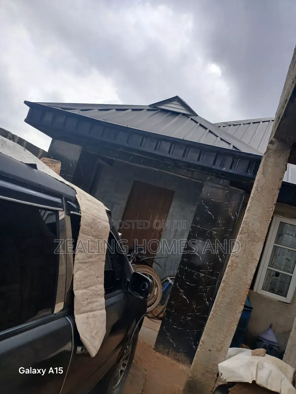 4bdrm House in Governors Road,, Alimosho for sale in Alimosho