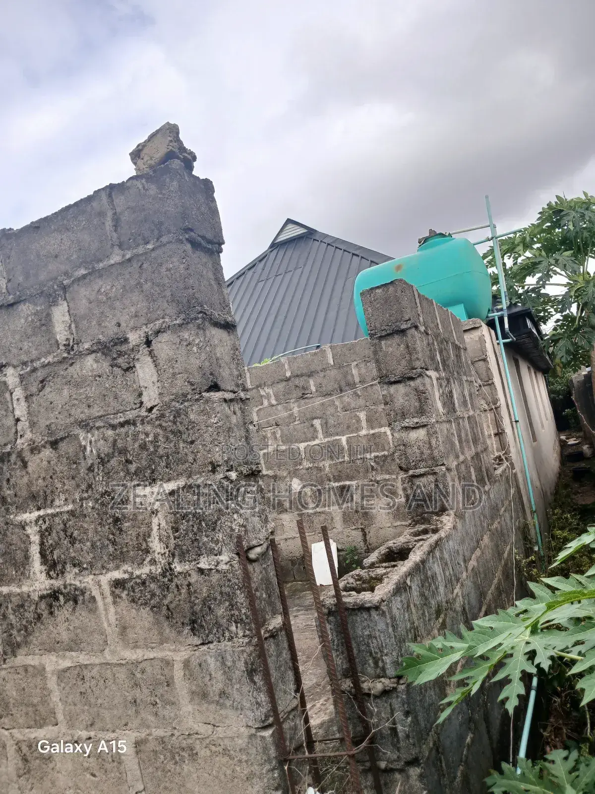 4bdrm House in Governors Road,, Alimosho for sale in Alimosho