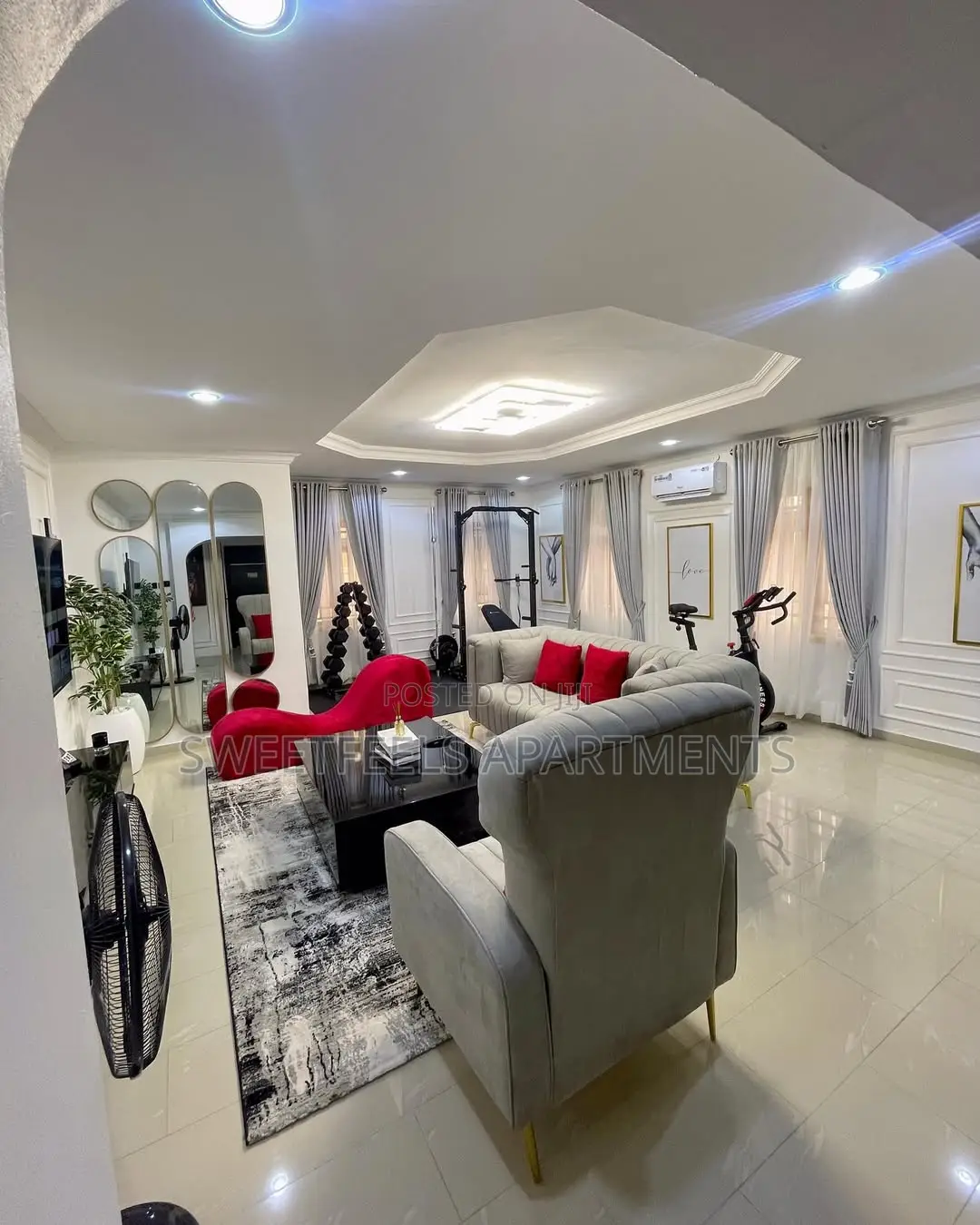 Beautiful 1 Bedroom Apartment With Ps5 and in-House Gym in Lekki Phase 1