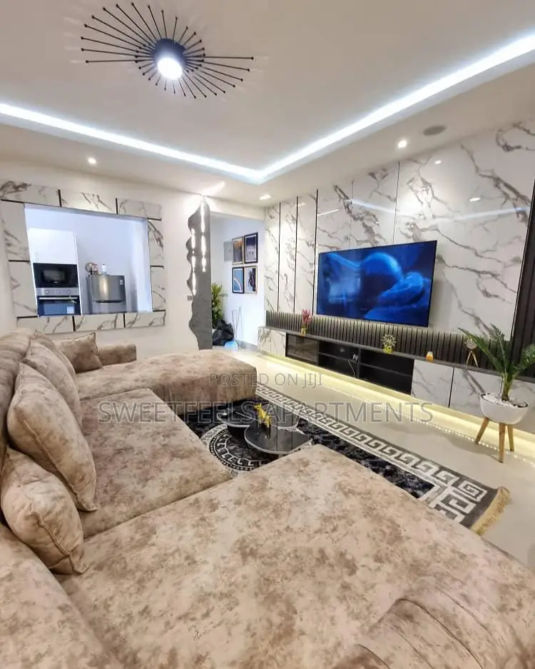 The Grandeur Spacious 1 Bedroom Apartment With Pool and Gym in Lekki Phase 1