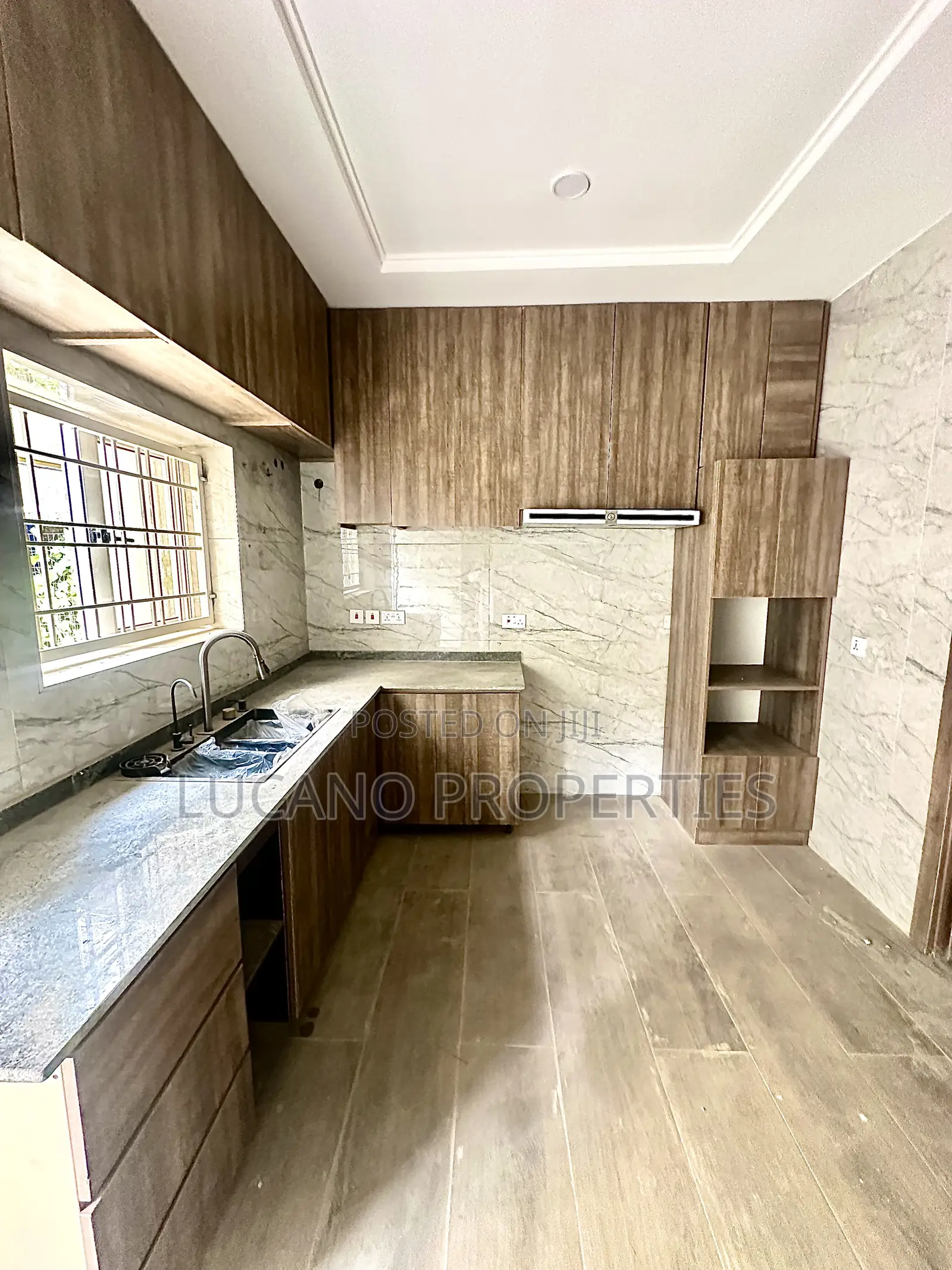 4bdrm Townhouse/Terrace in Jahi By Gilmore for sale in Jahi