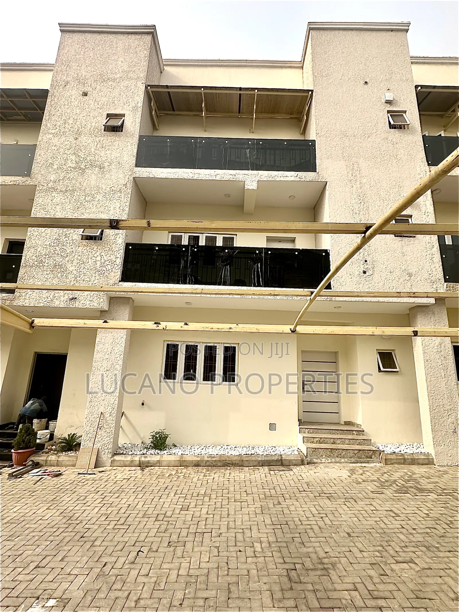 4bdrm Townhouse/Terrace in Jahi By Gilmore for sale in Jahi