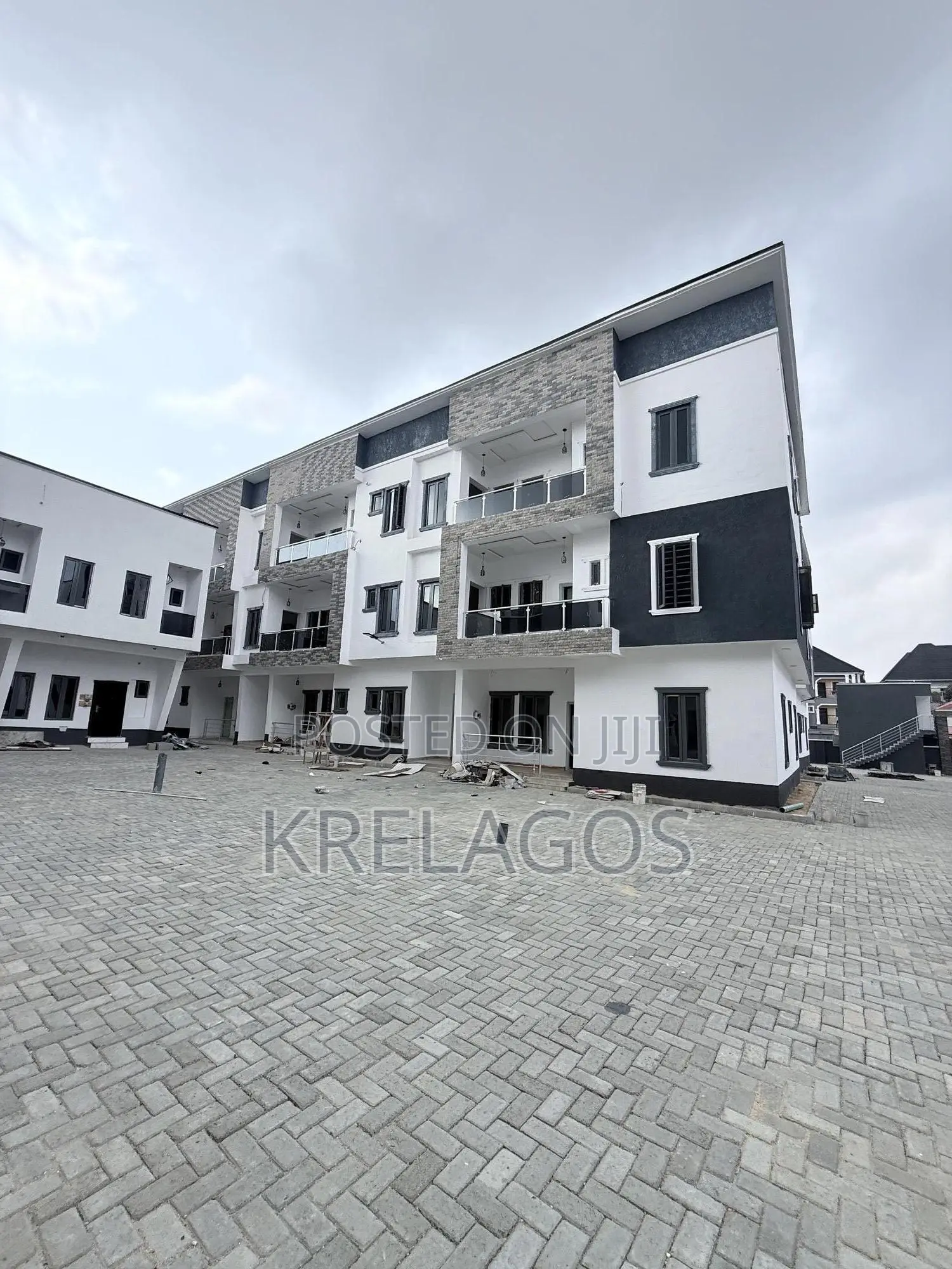 2bdrm Apartment in Ajah, Off Lekki-Epe Expressway for sale in Off Lekki-Epe Expressway