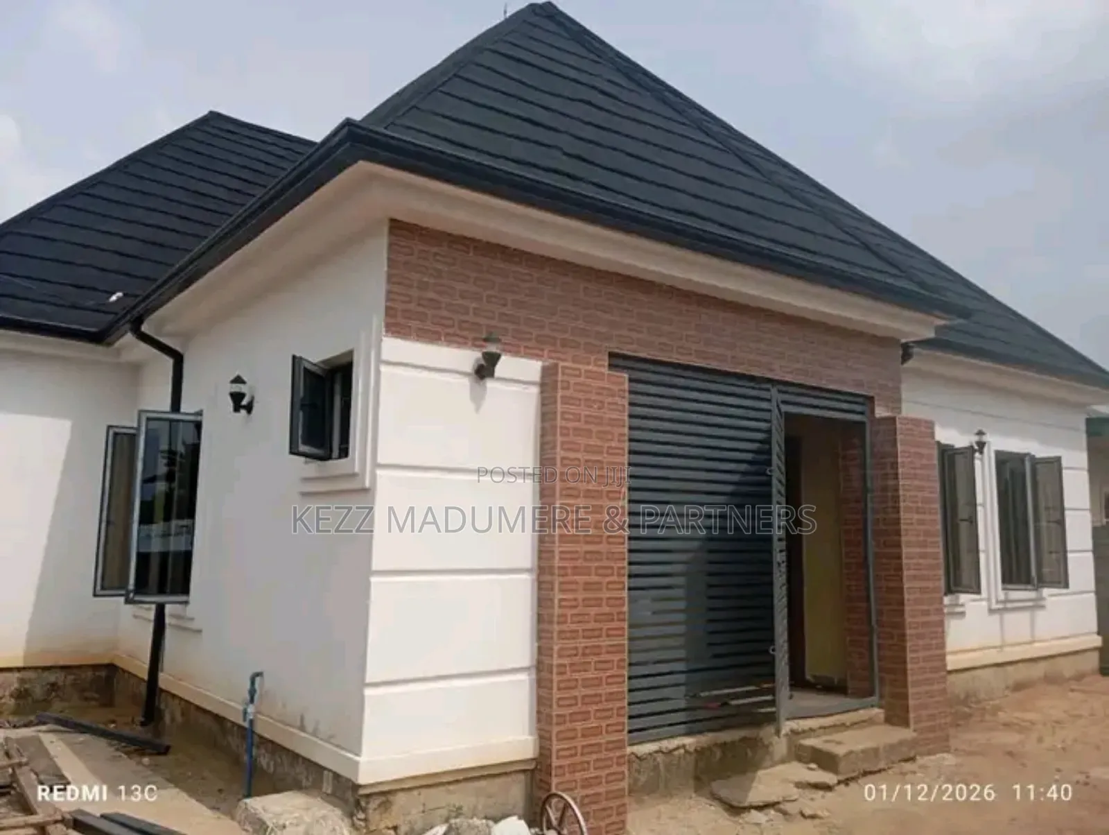 3bdrm Bungalow in Eneka , Post for sale in Port-Harcourt