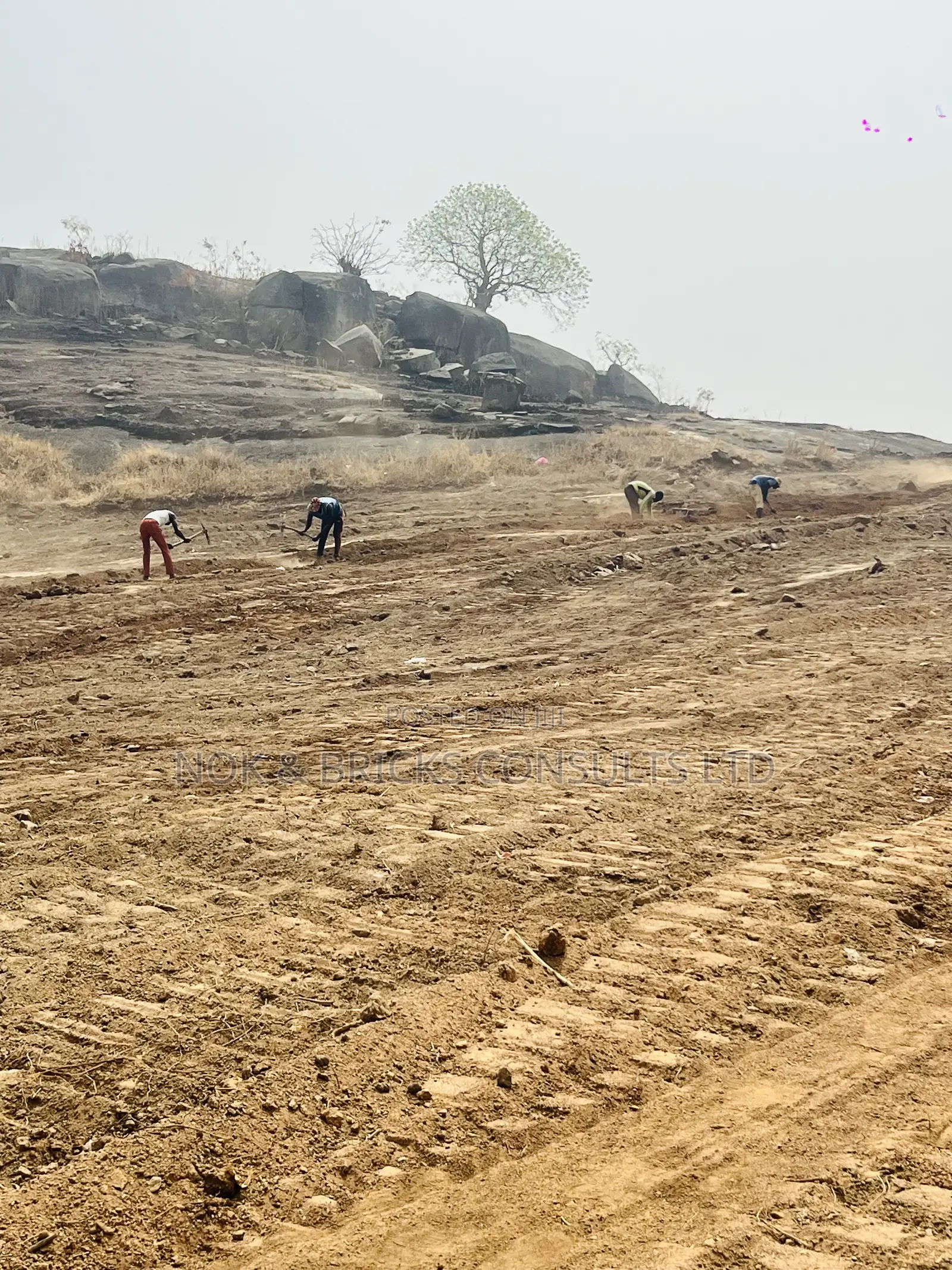 Build Live Land | Mpape Junction (Hilltop Location) in Mpape