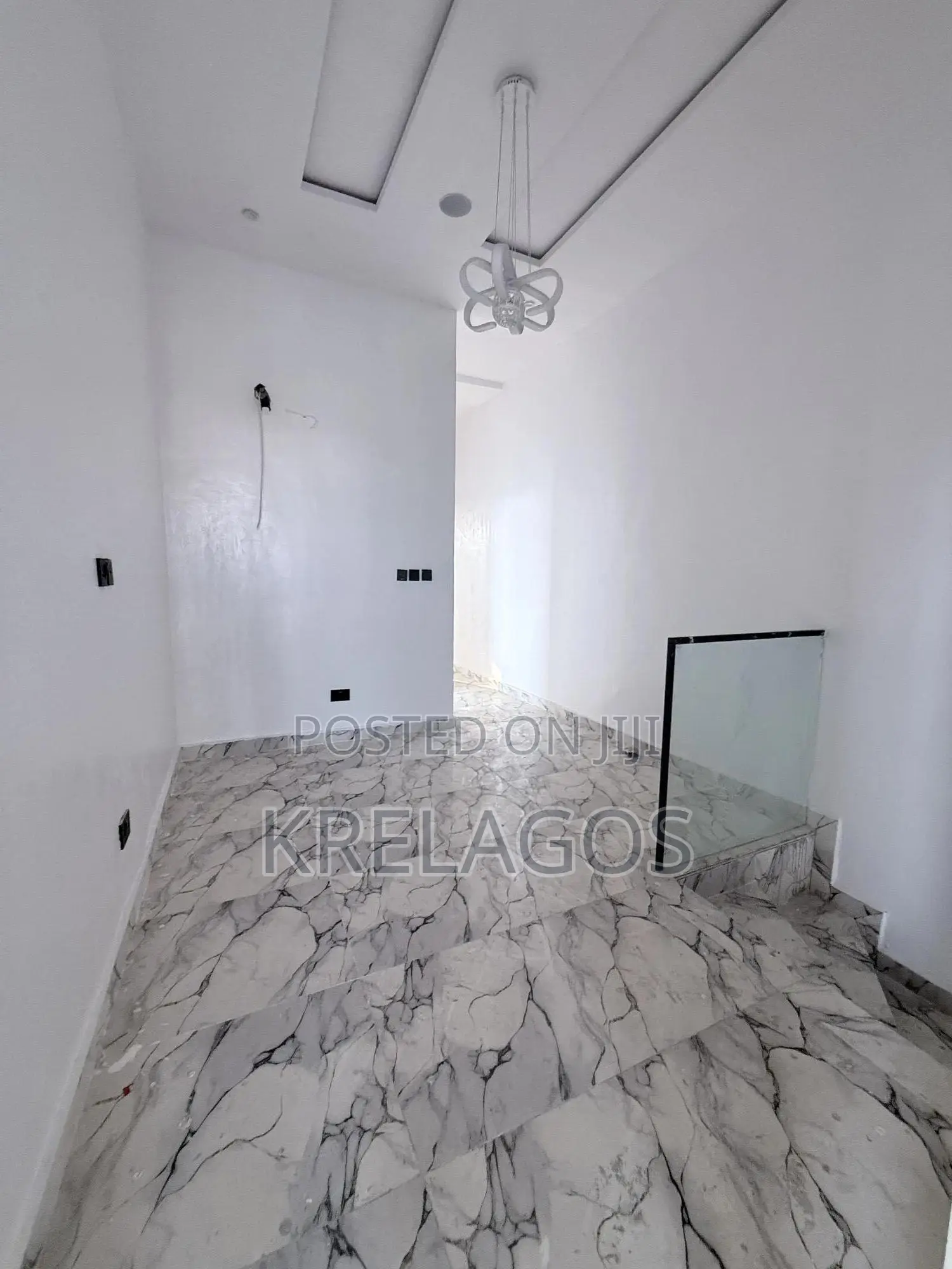 4bdrm Duplex in Ikota for sale in Ikota
