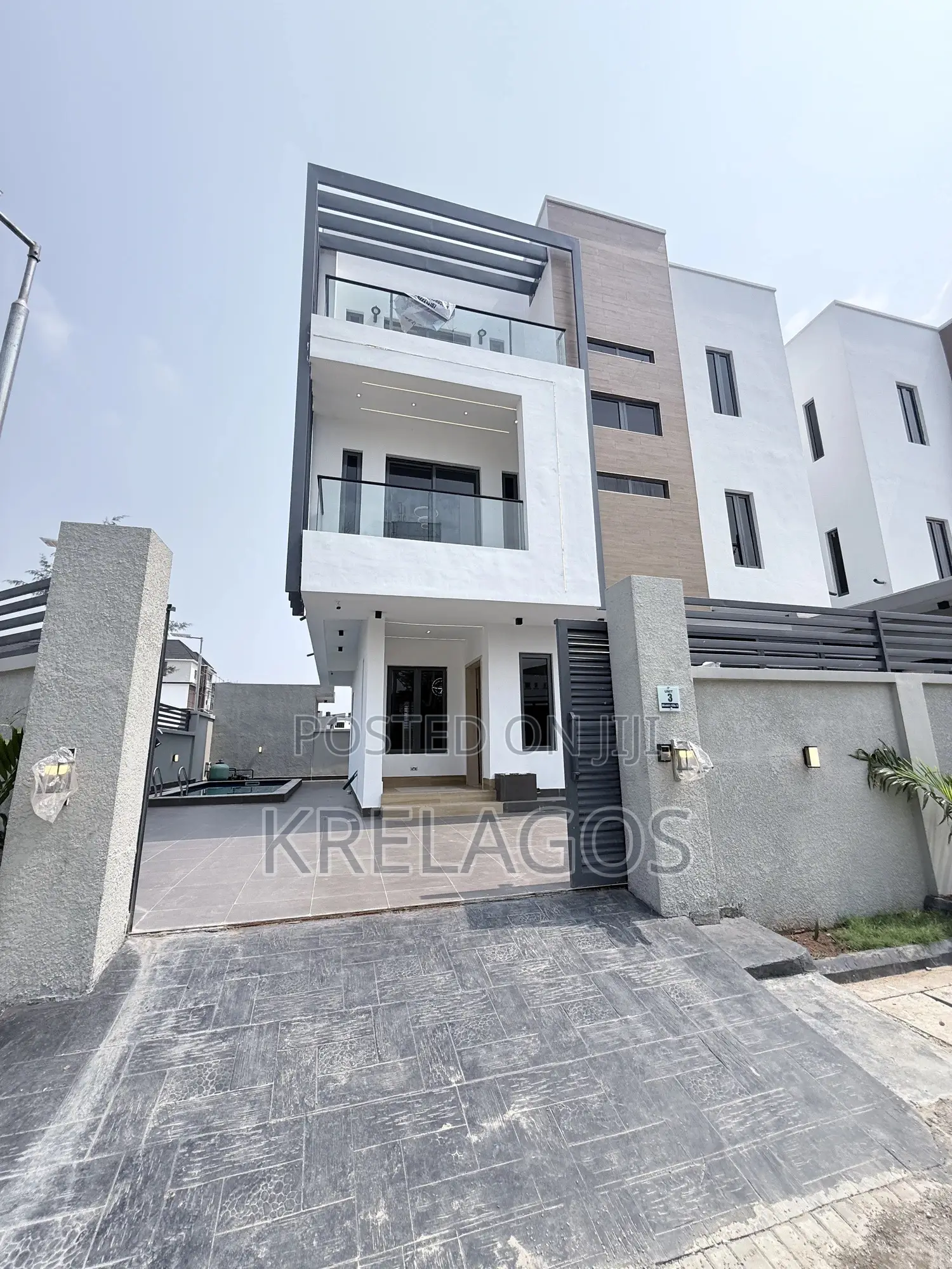 5bdrm Duplex in Lekki, Ikate for sale in Ikate