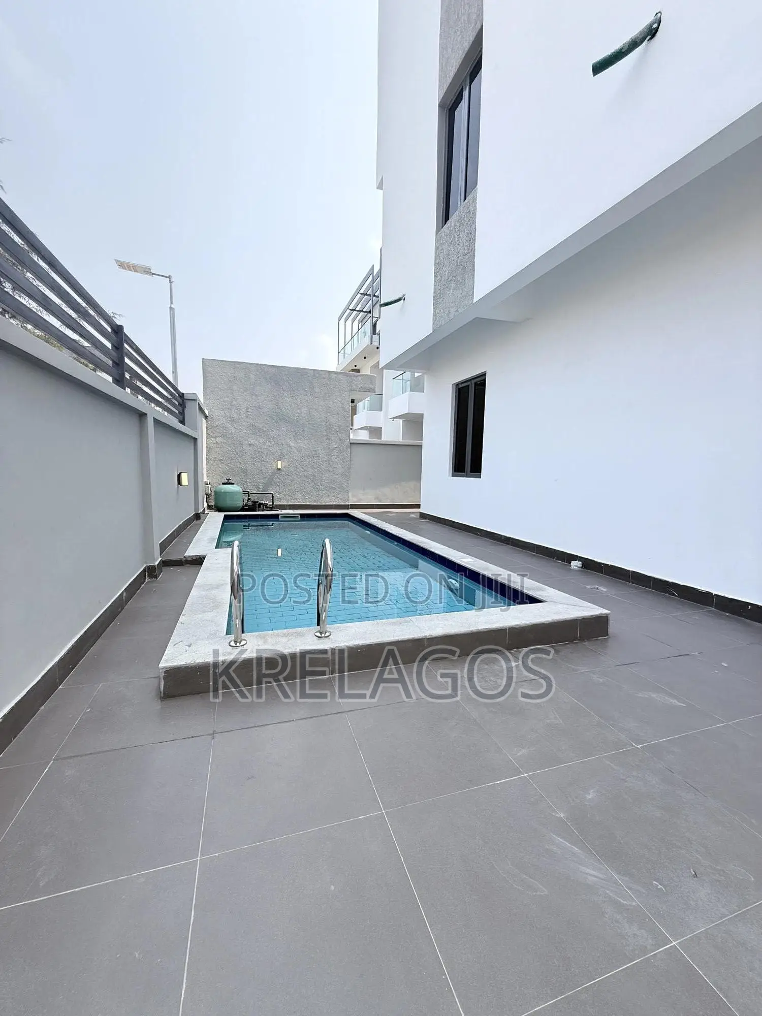 5bdrm Duplex in Lekki, Ikate for sale in Ikate