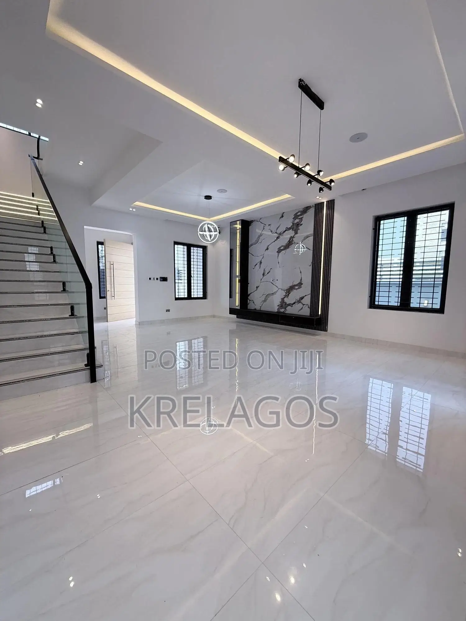 5bdrm Duplex in Lekki, Ikate for sale in Ikate