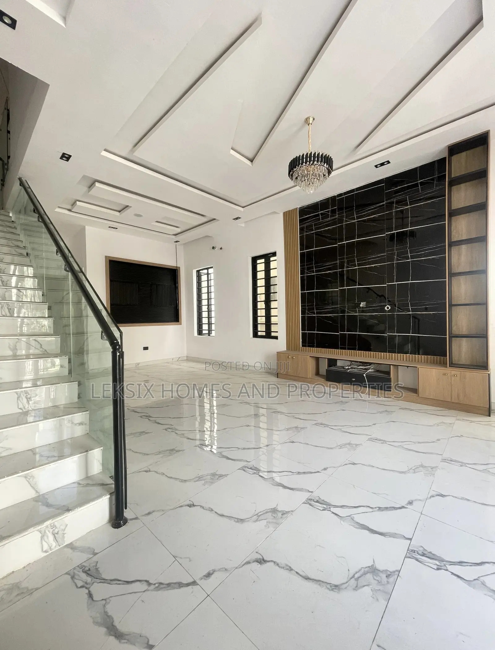 4bdrm Duplex in A Well Secured, Ado / Ajah for sale in Ado / Ajah