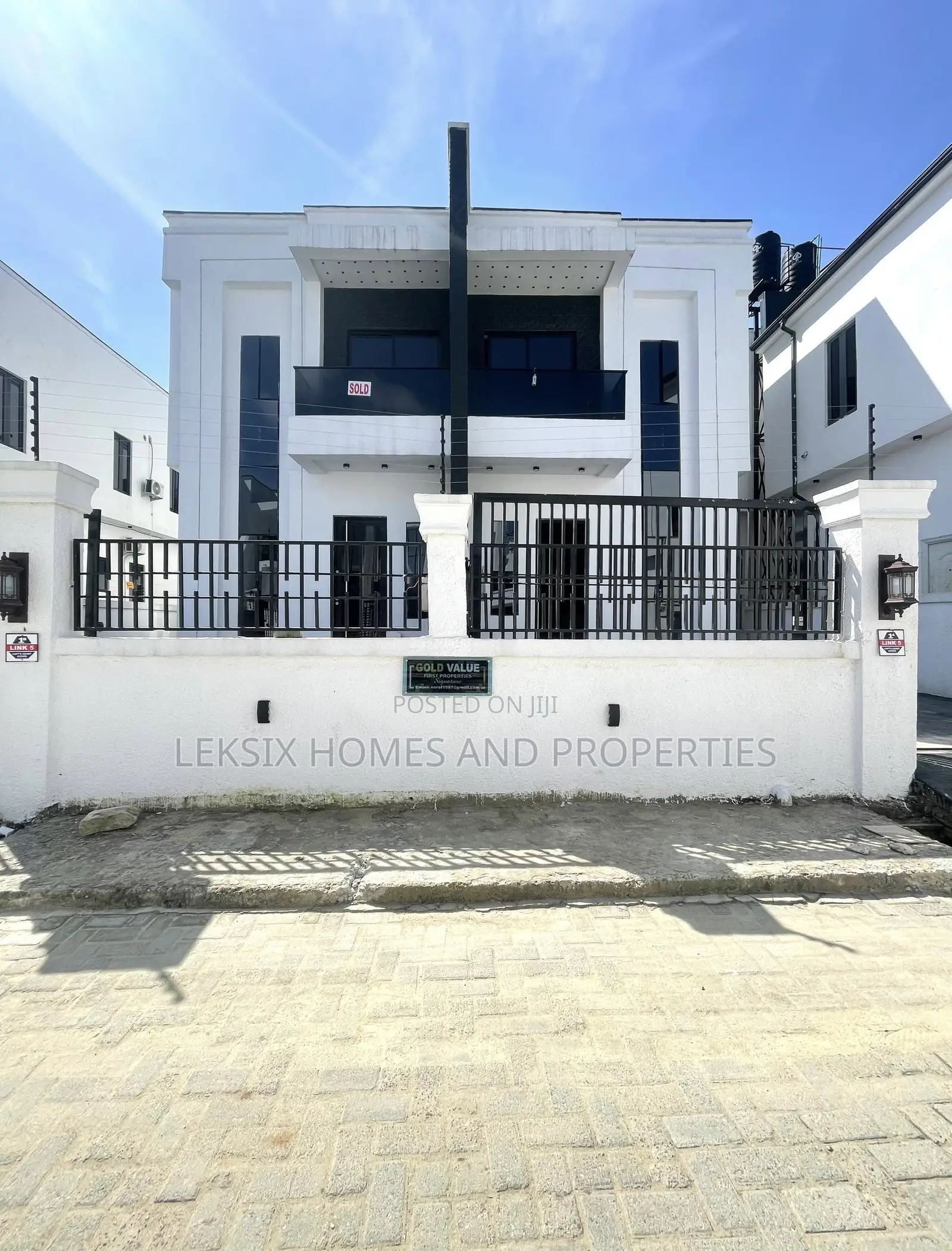 4bdrm Duplex in A Well Secured, Ado / Ajah for sale in Ado / Ajah