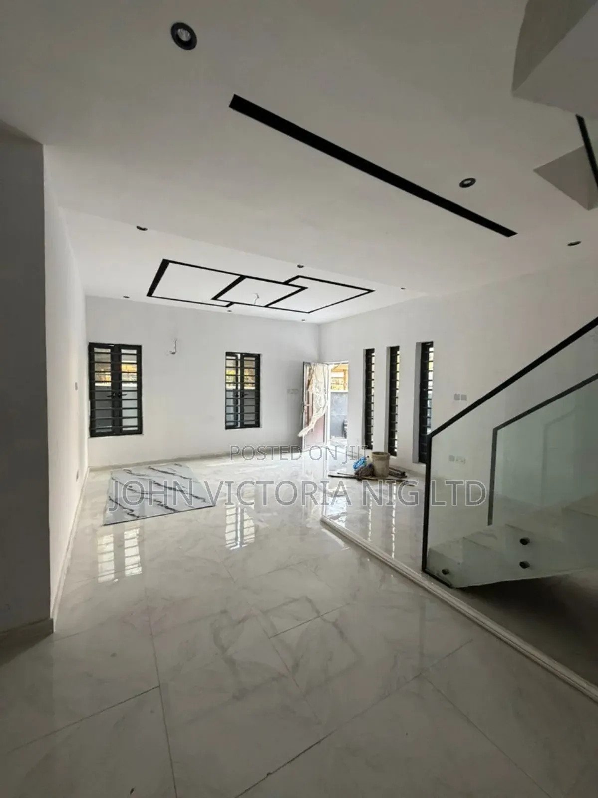 Furnished 4bdrm Duplex in Maryland Ikeja for sale in Ikeja