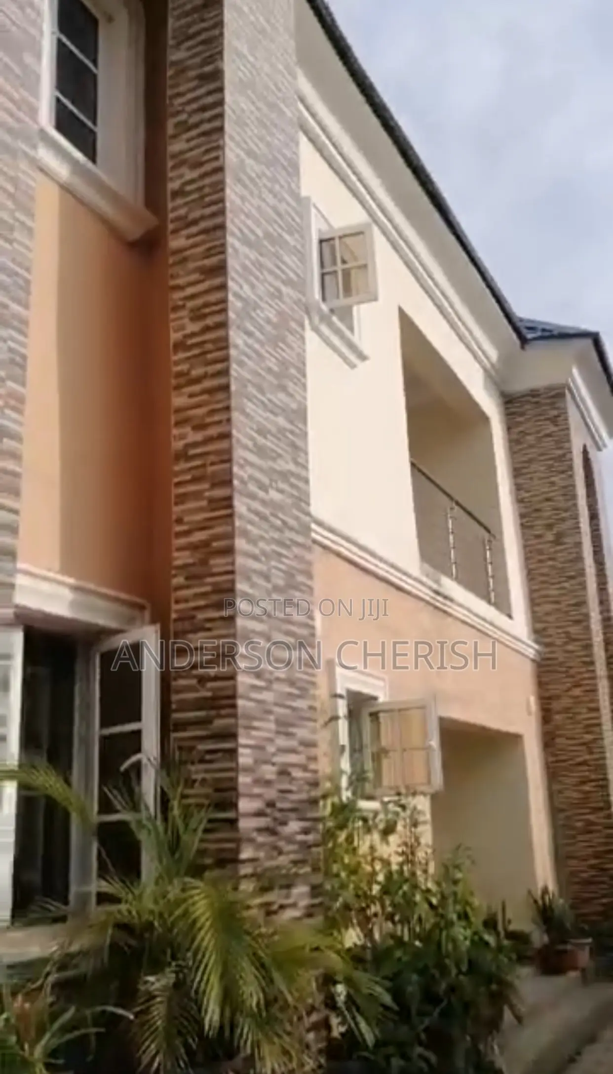 6bdrm Duplex in Life Camp for sale in Life Camp