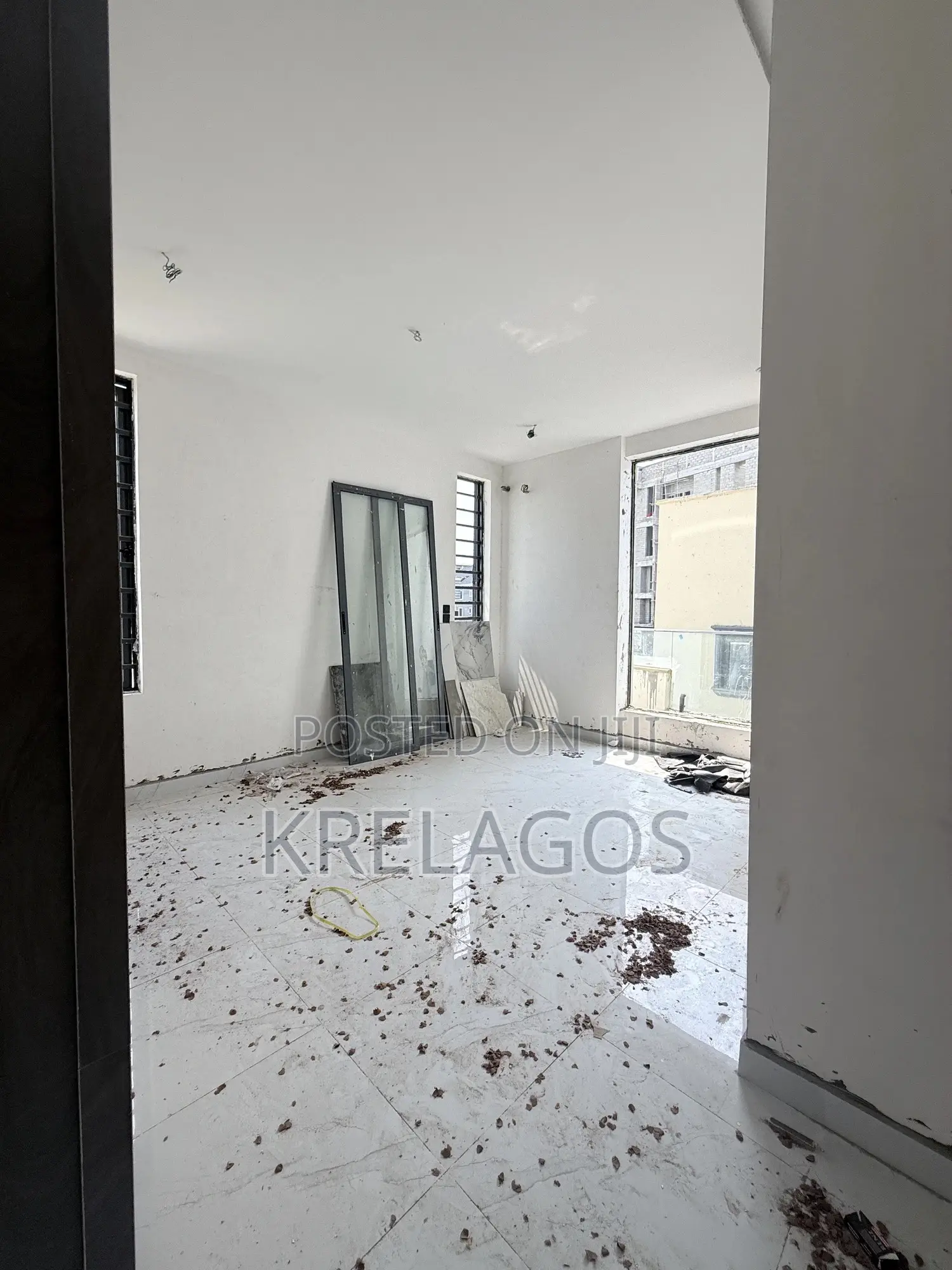 3bdrm Apartment in Lekki, Ikate for sale in Ikate