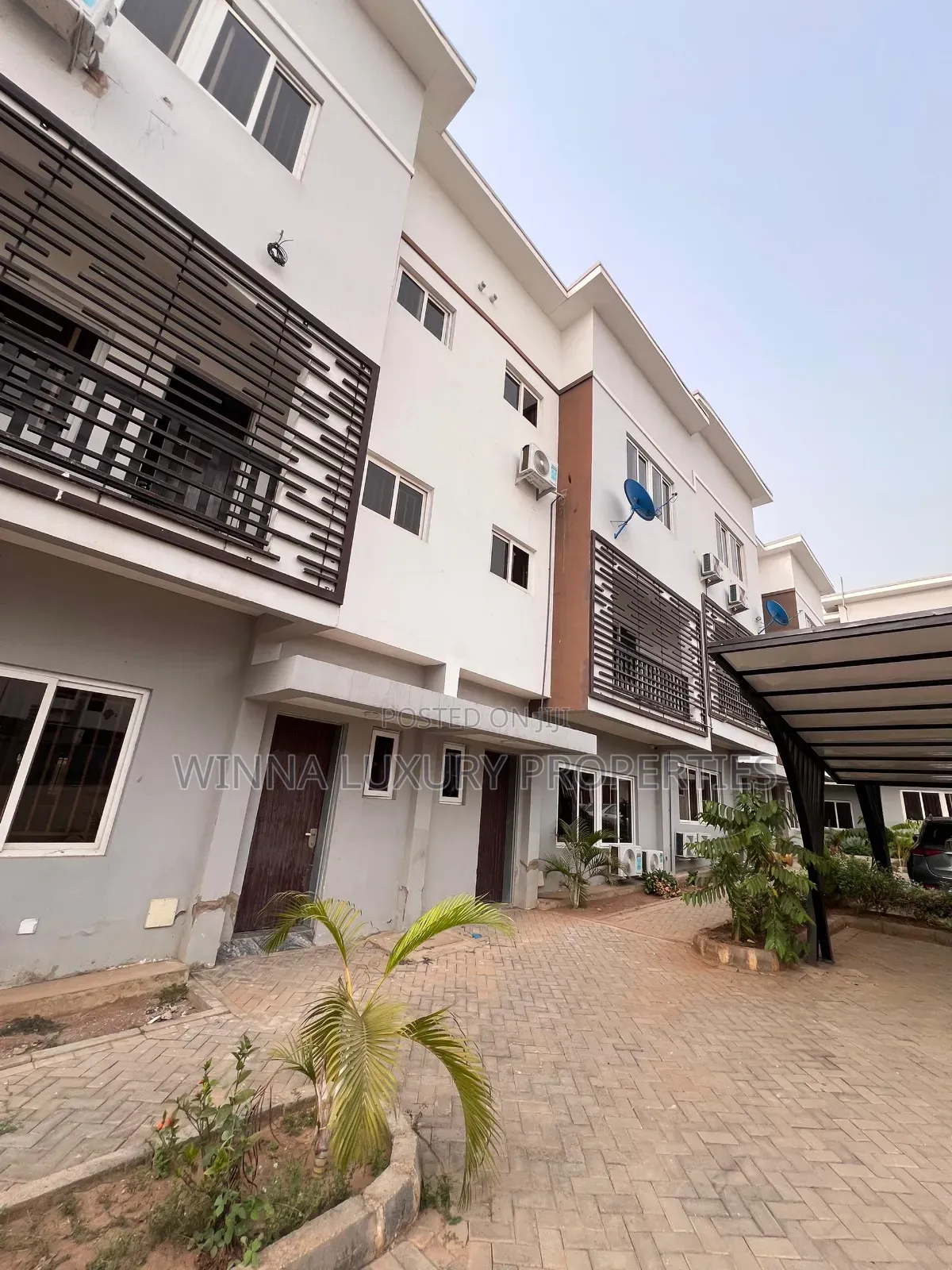 4bdrm Townhouse/Terrace in Durumi for sale in Durumi