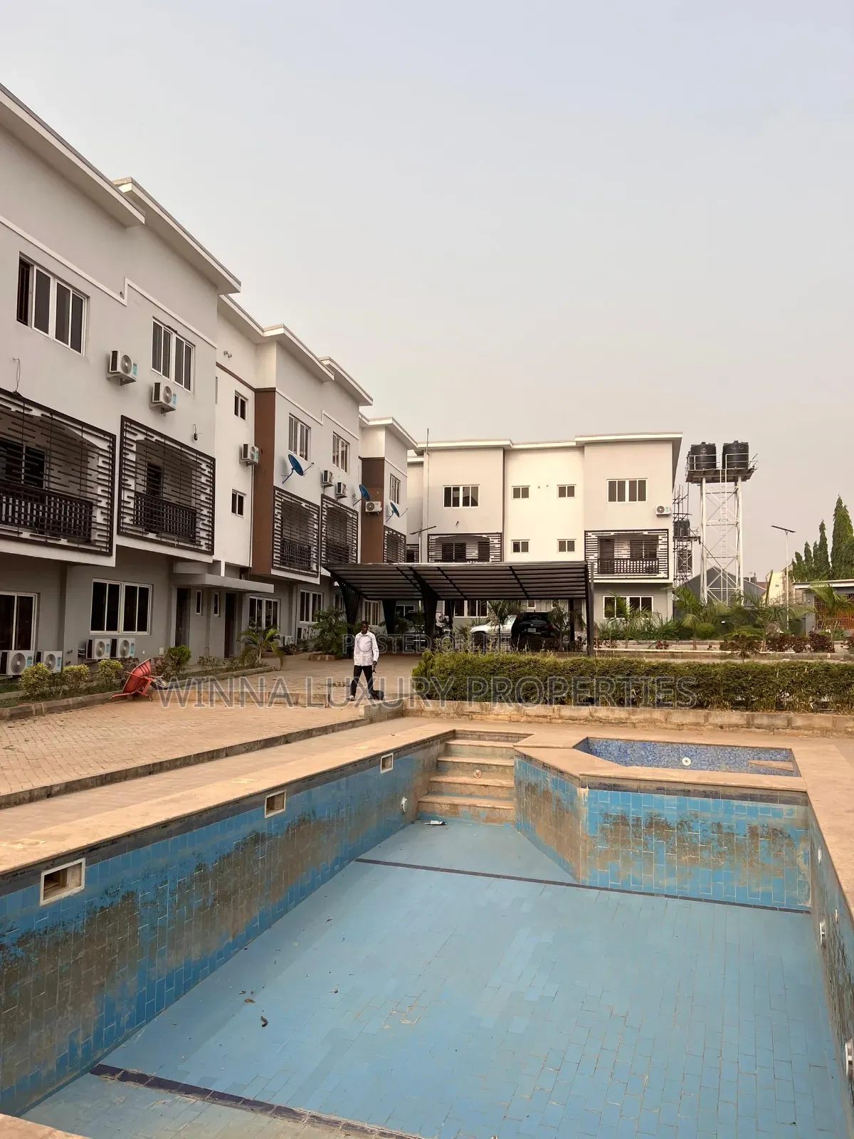 4bdrm Townhouse/Terrace in Durumi for sale in Durumi