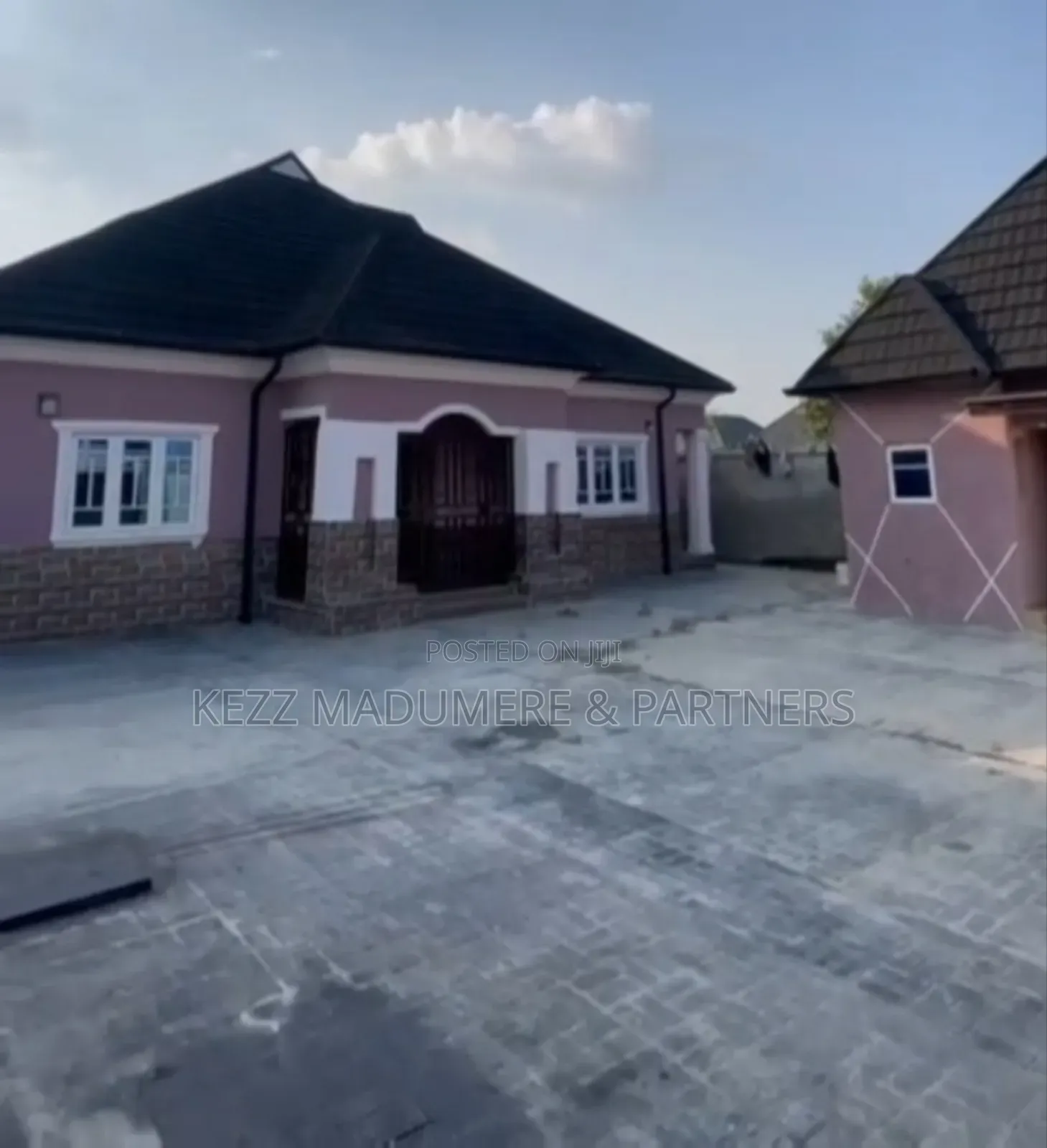 4bdrm Bungalow in Apu Road Rukpokwu for sale in Port-Harcourt