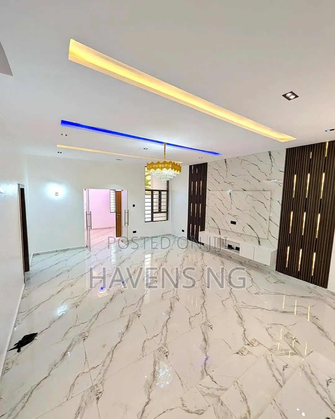 4bdrm Duplex in Palm Garden Estate for sale in Oluyole Estate