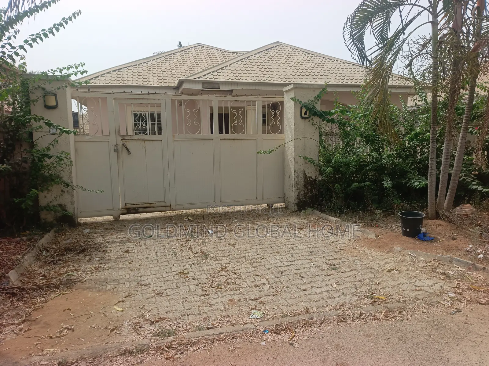 3bdrm Bungalow in Apo for sale in Apo Resettlement