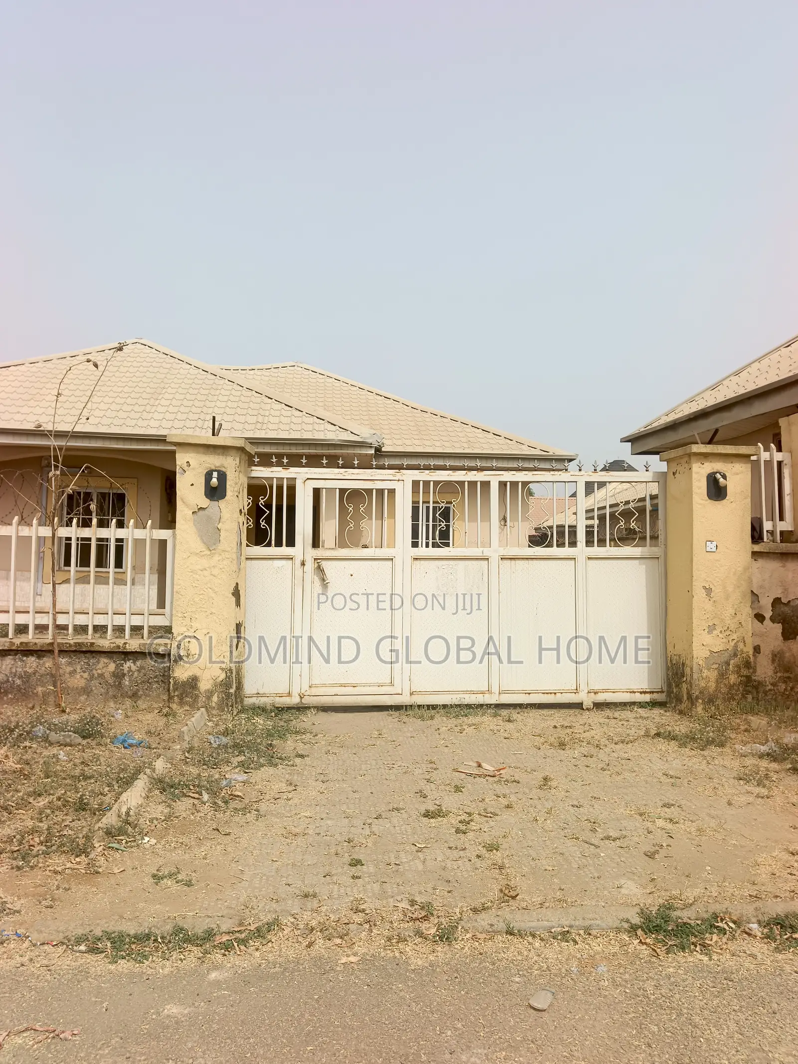3bdrm Bungalow in Apo for sale in Apo Resettlement