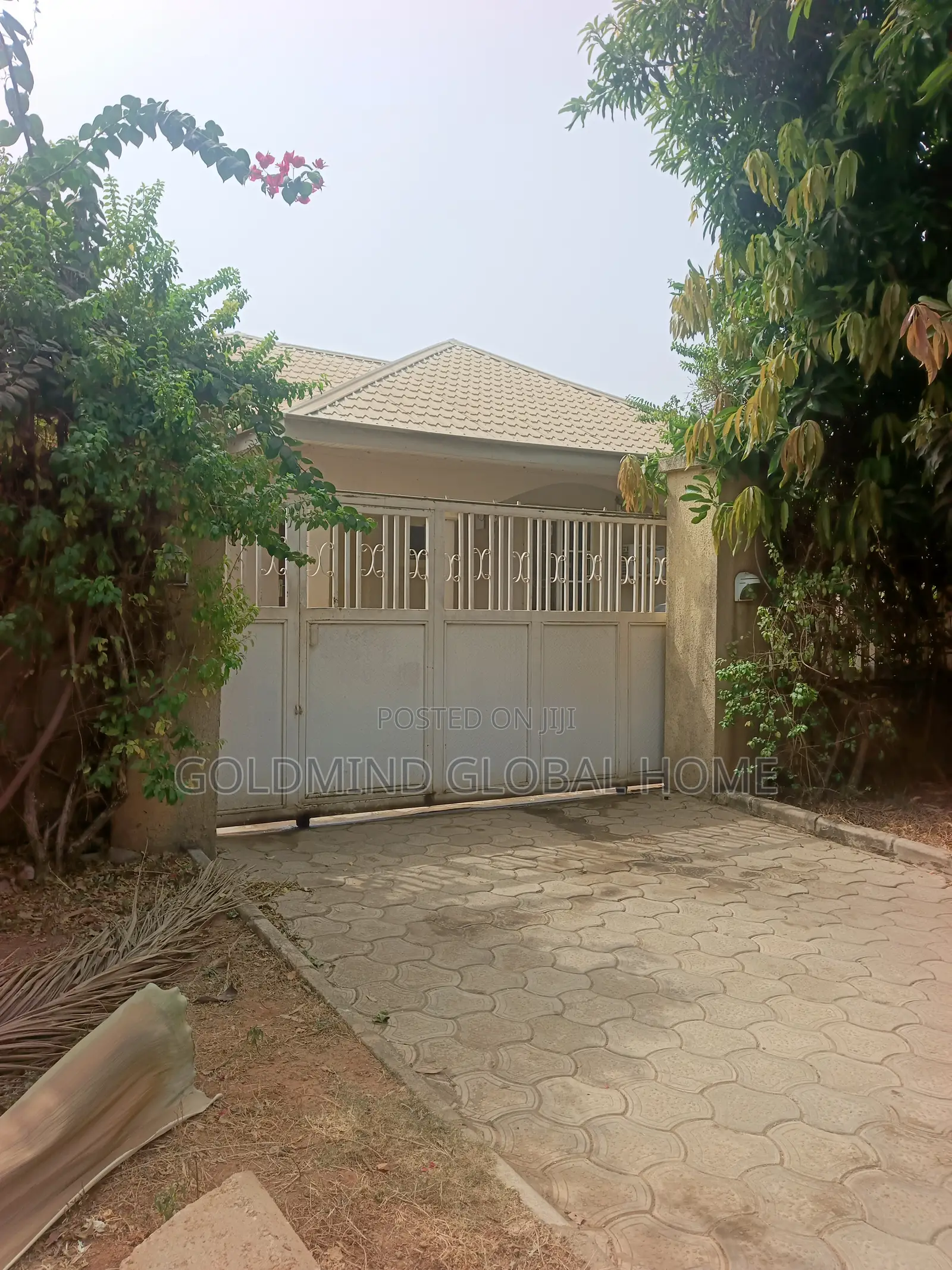 3bdrm Bungalow in Apo for sale in Apo Resettlement