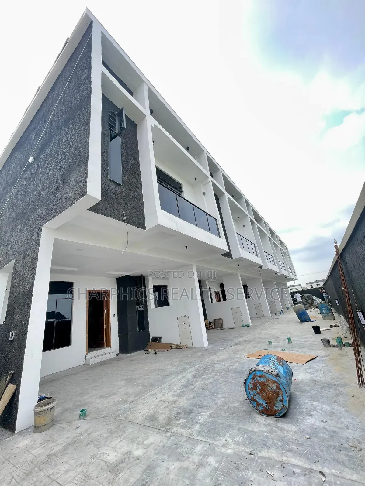 3bdrm Duplex in Ajah for sale in Ajah