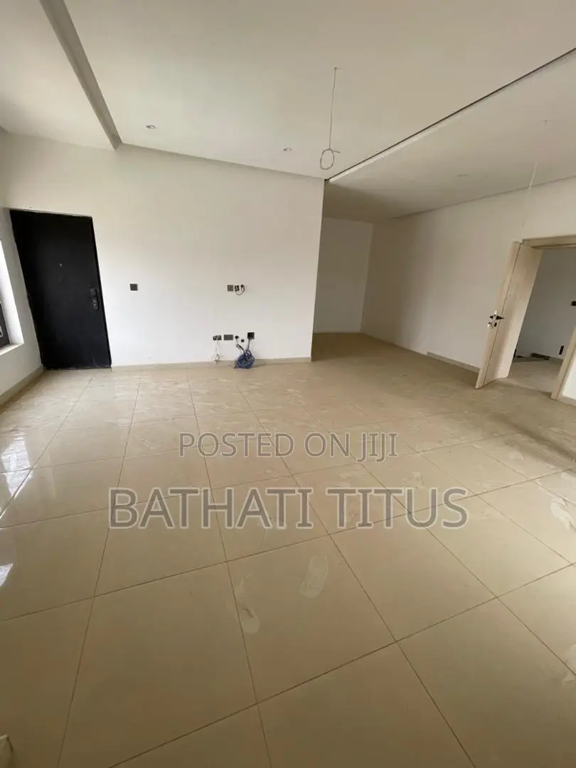 4bdrm Duplex in Life Camp for sale in Life Camp