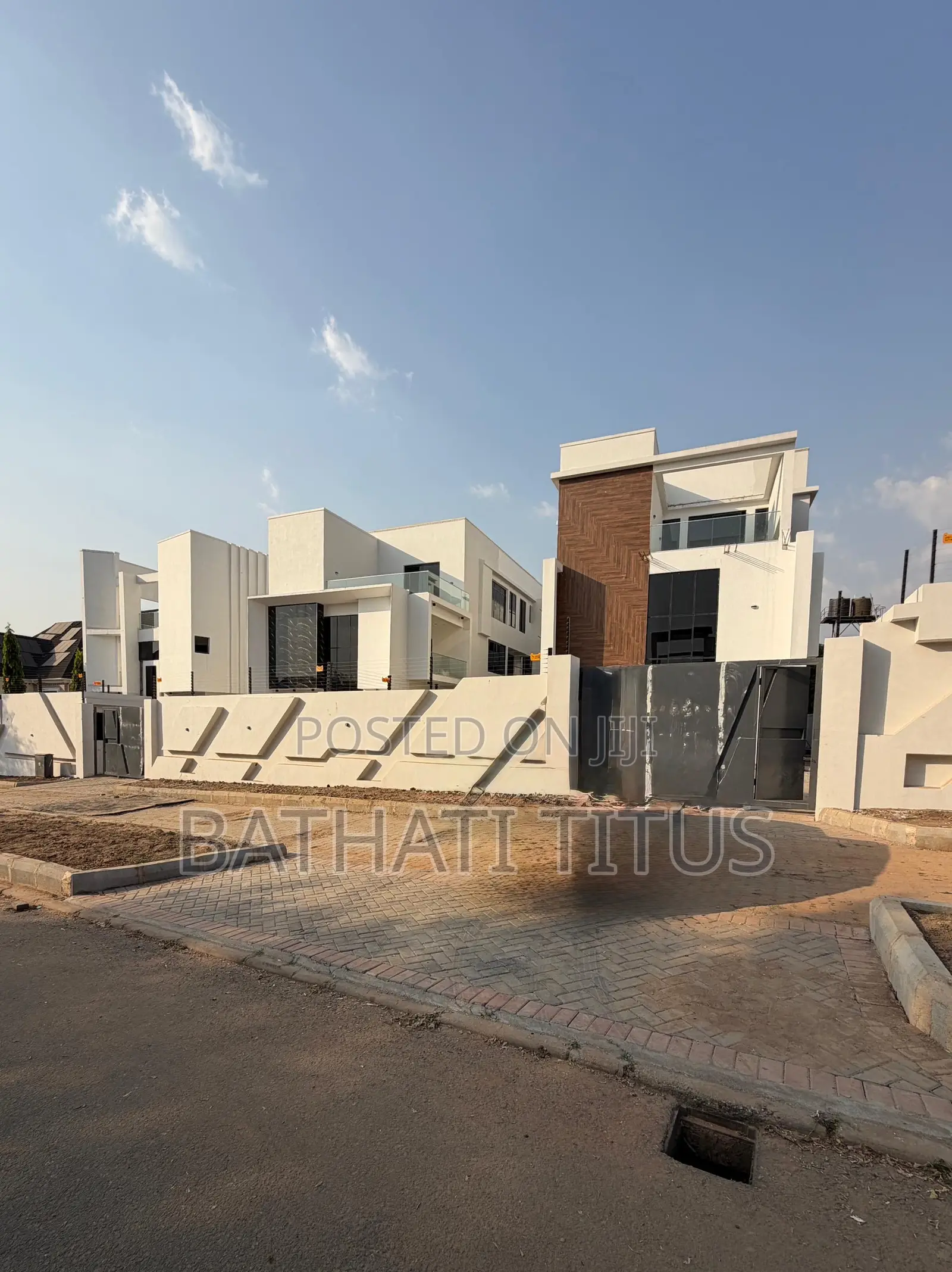 5bdrm Duplex in Katampe Extension for sale in Katampe Extension