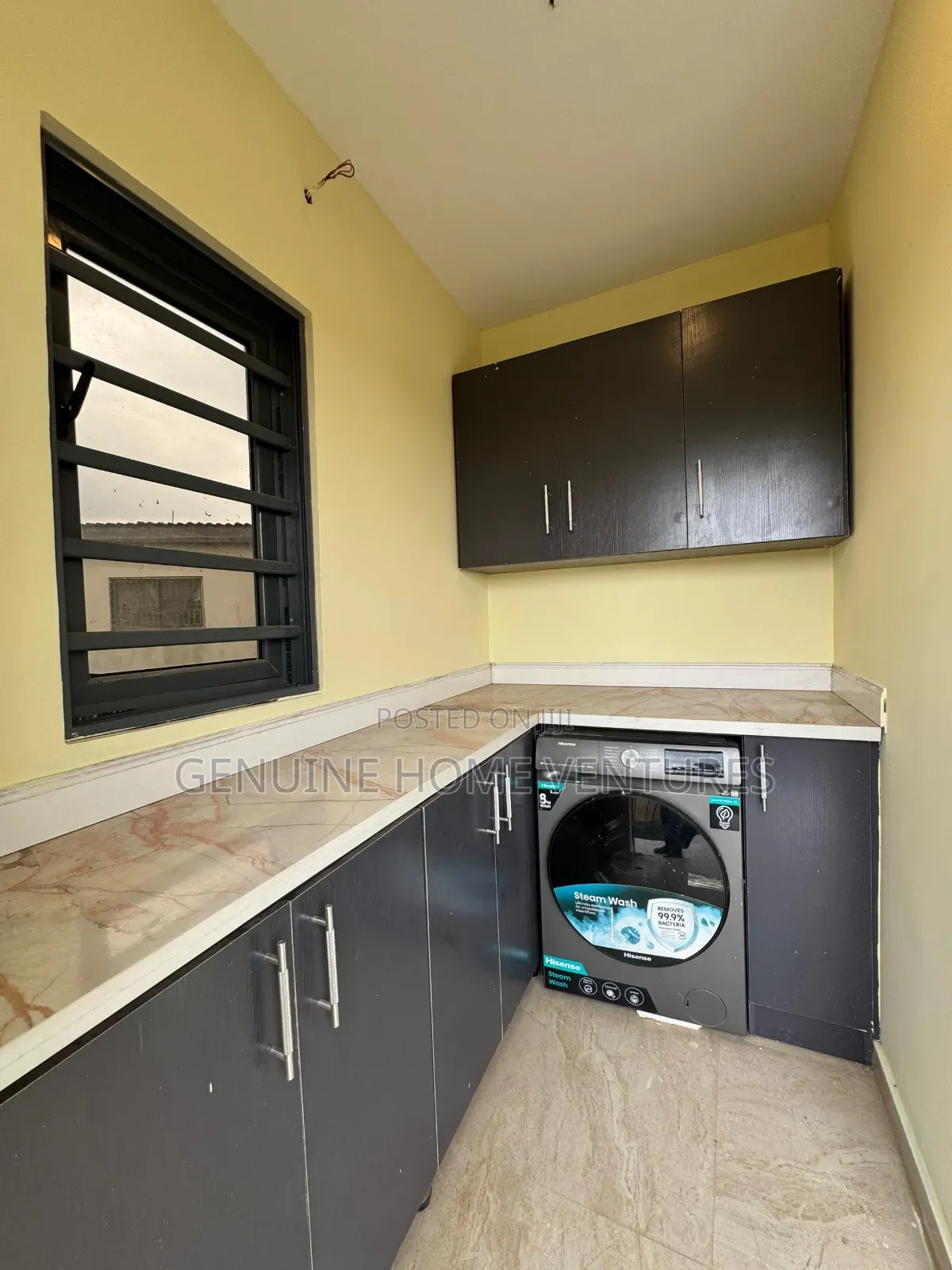 5bdrm Duplex in Anthony Village for sale in Anthony Village
