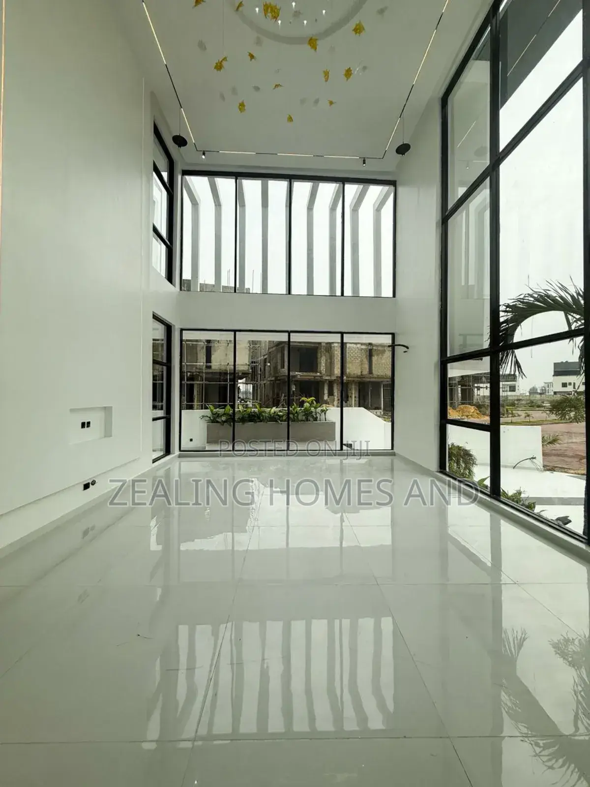 Furnished 5bdrm Duplex in Osapa London for sale in Osapa london