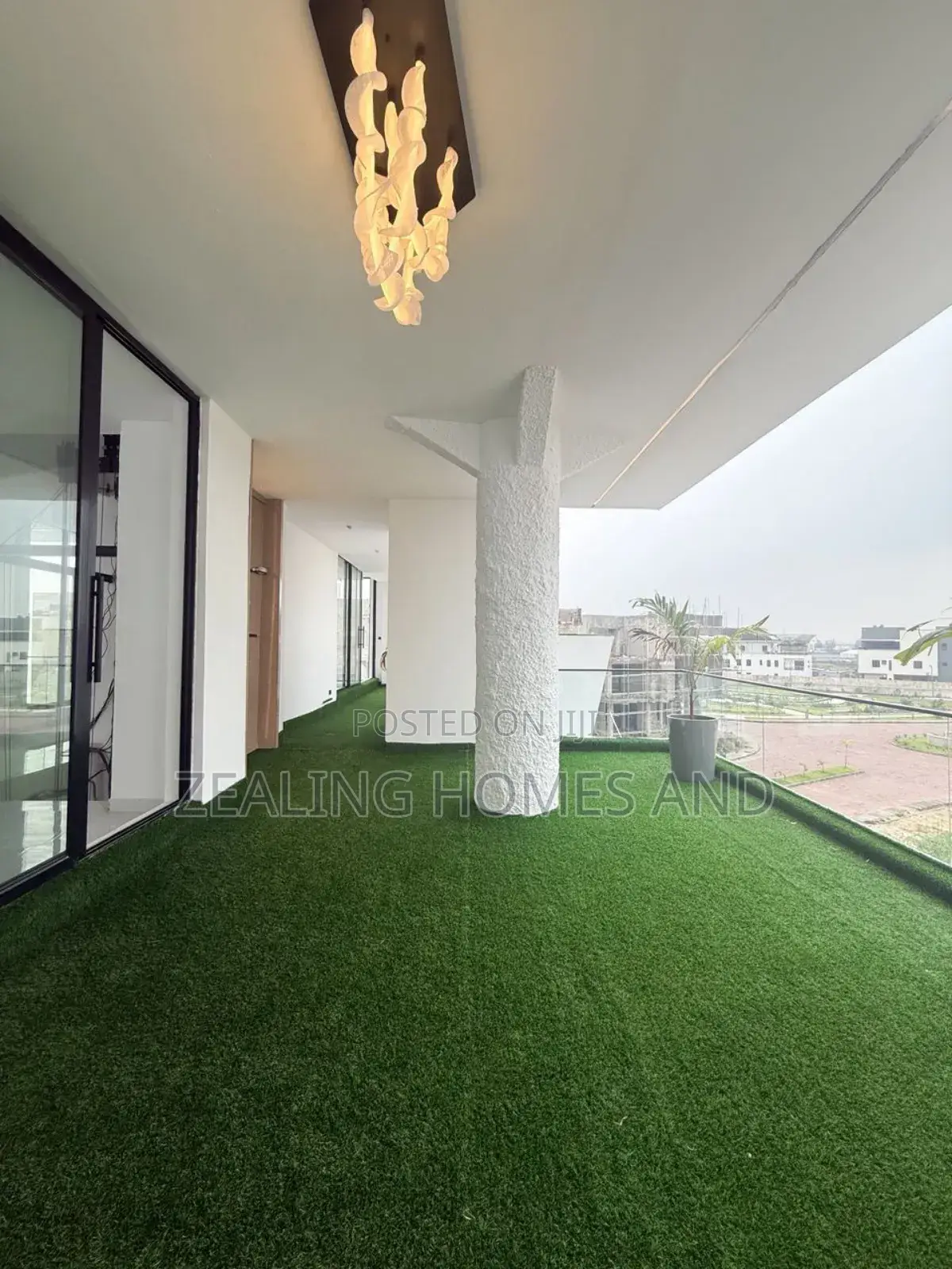 Furnished 5bdrm Duplex in Osapa London for sale in Osapa london