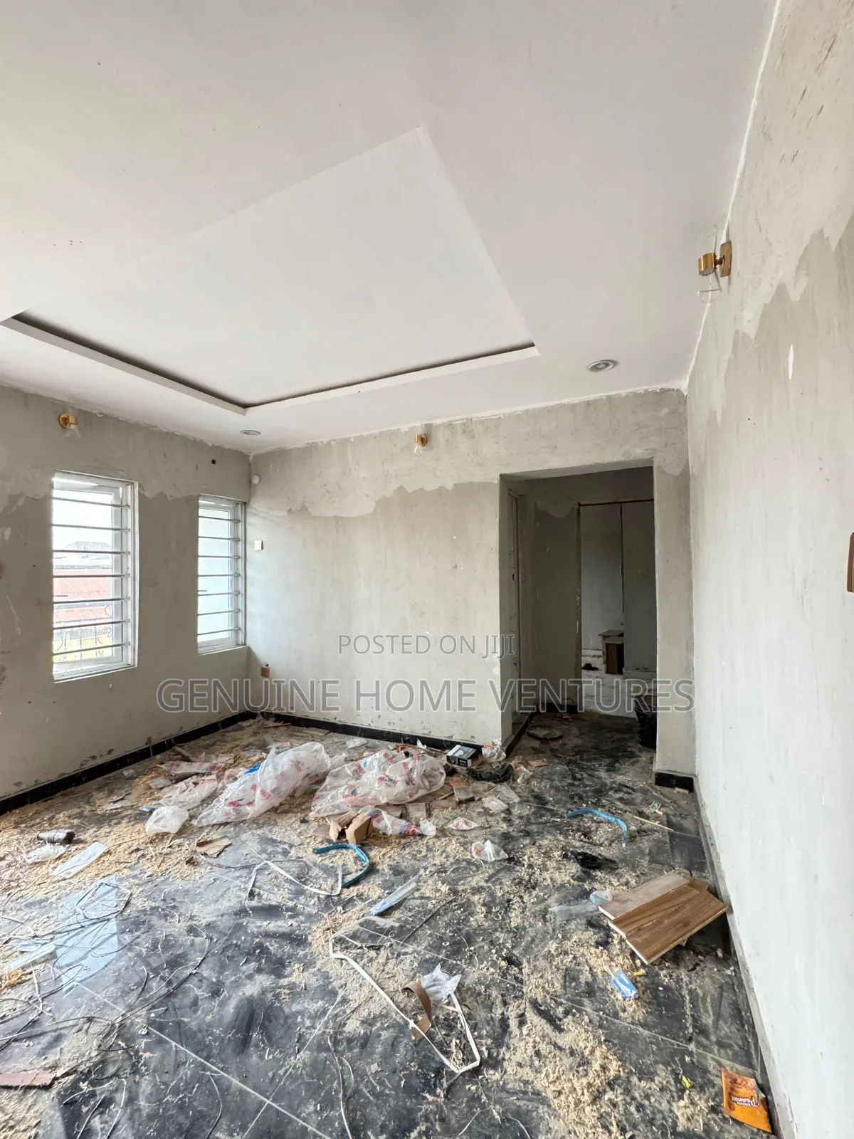2bdrm Apartment in Surulere for sale in Surulere