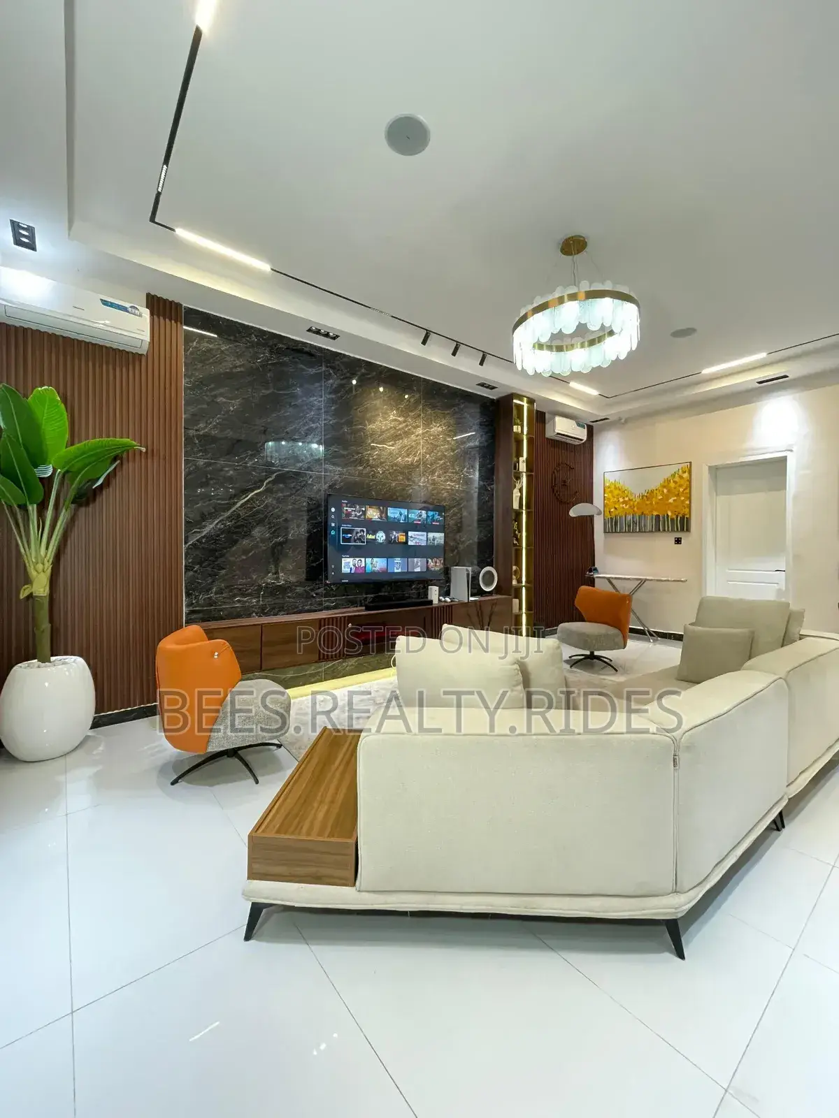 Brand New Automated 4 Bedroom With a Pool, Ps5 and Snooker Board in Ikate
