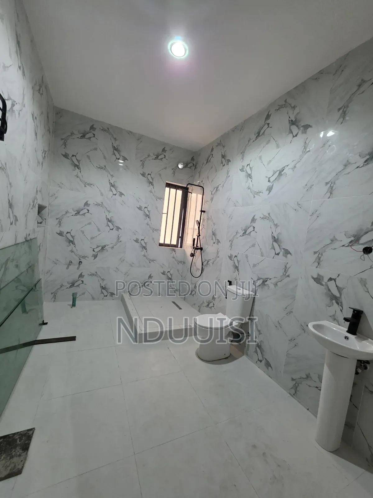 4bdrm Duplex in Atlantic View Estate, Igbo-efon for sale in Igbo-efon