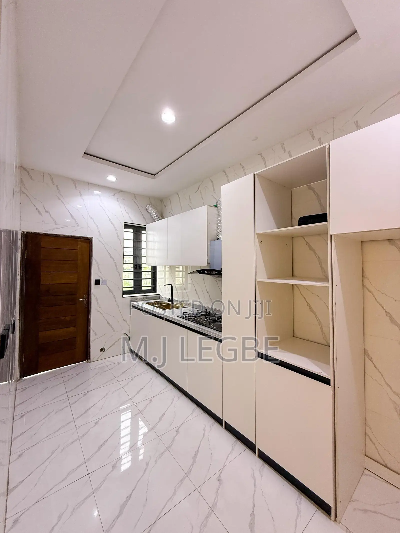 4bdrm Duplex in Ajah for sale in Ajah