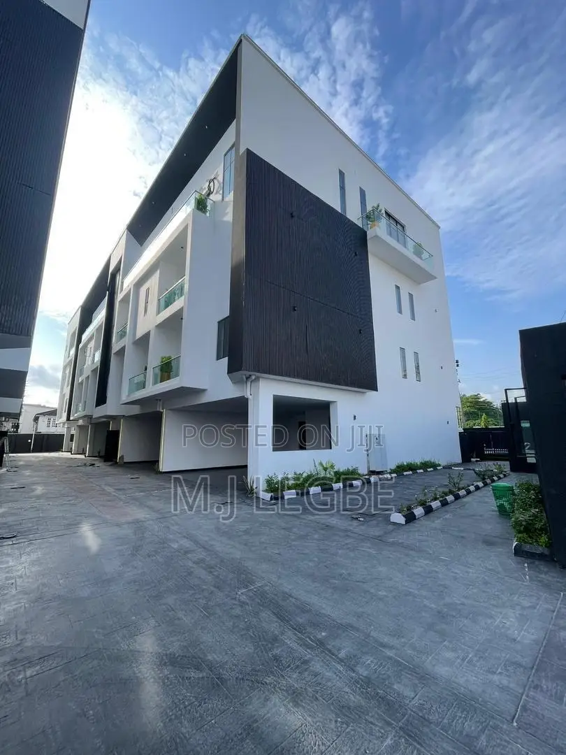 4bdrm Duplex in Ikate, Lekki for sale in Lekki