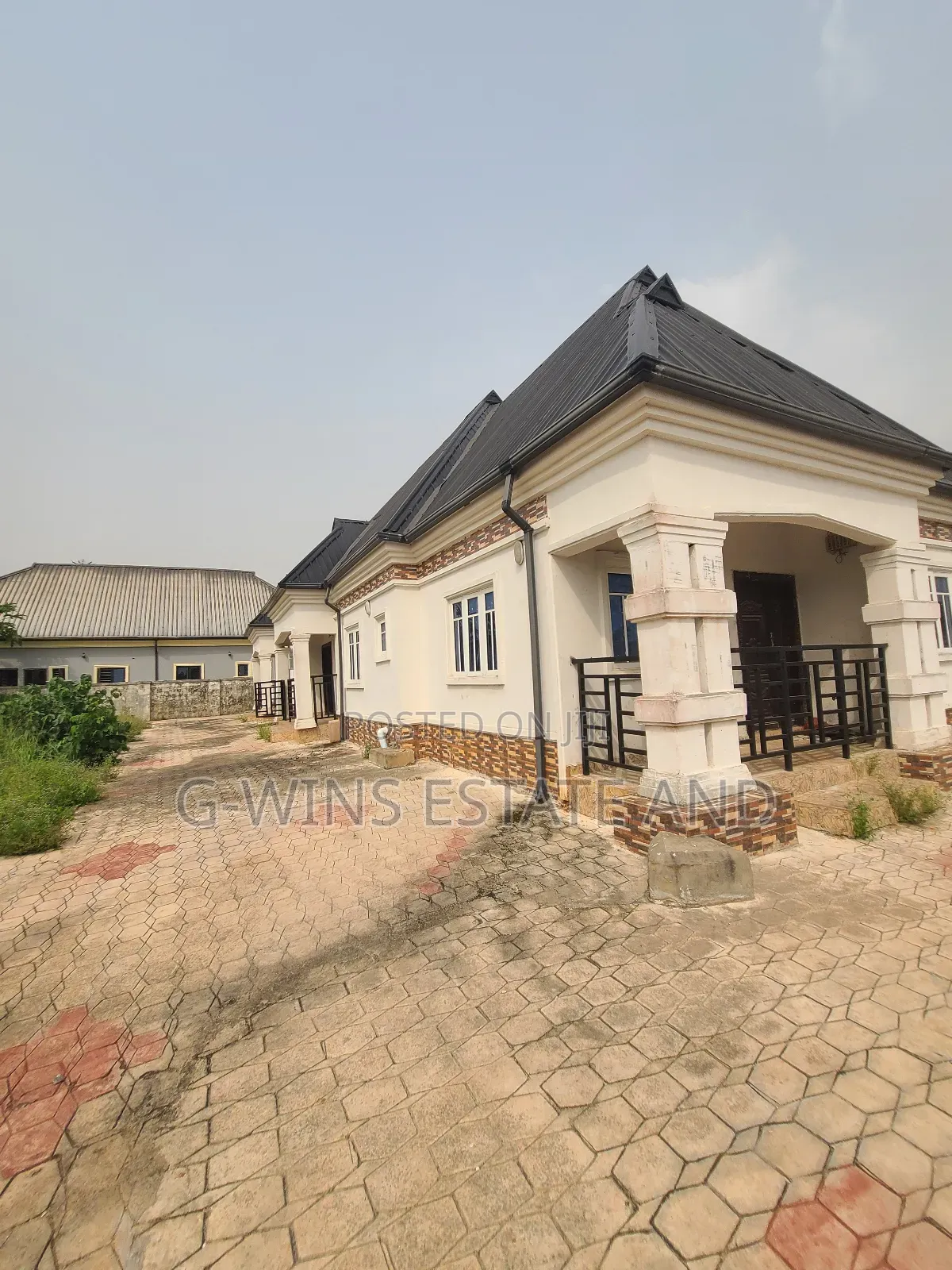2bdrm Apartment in Okhuoromi Off, Benin City for rent in Benin City