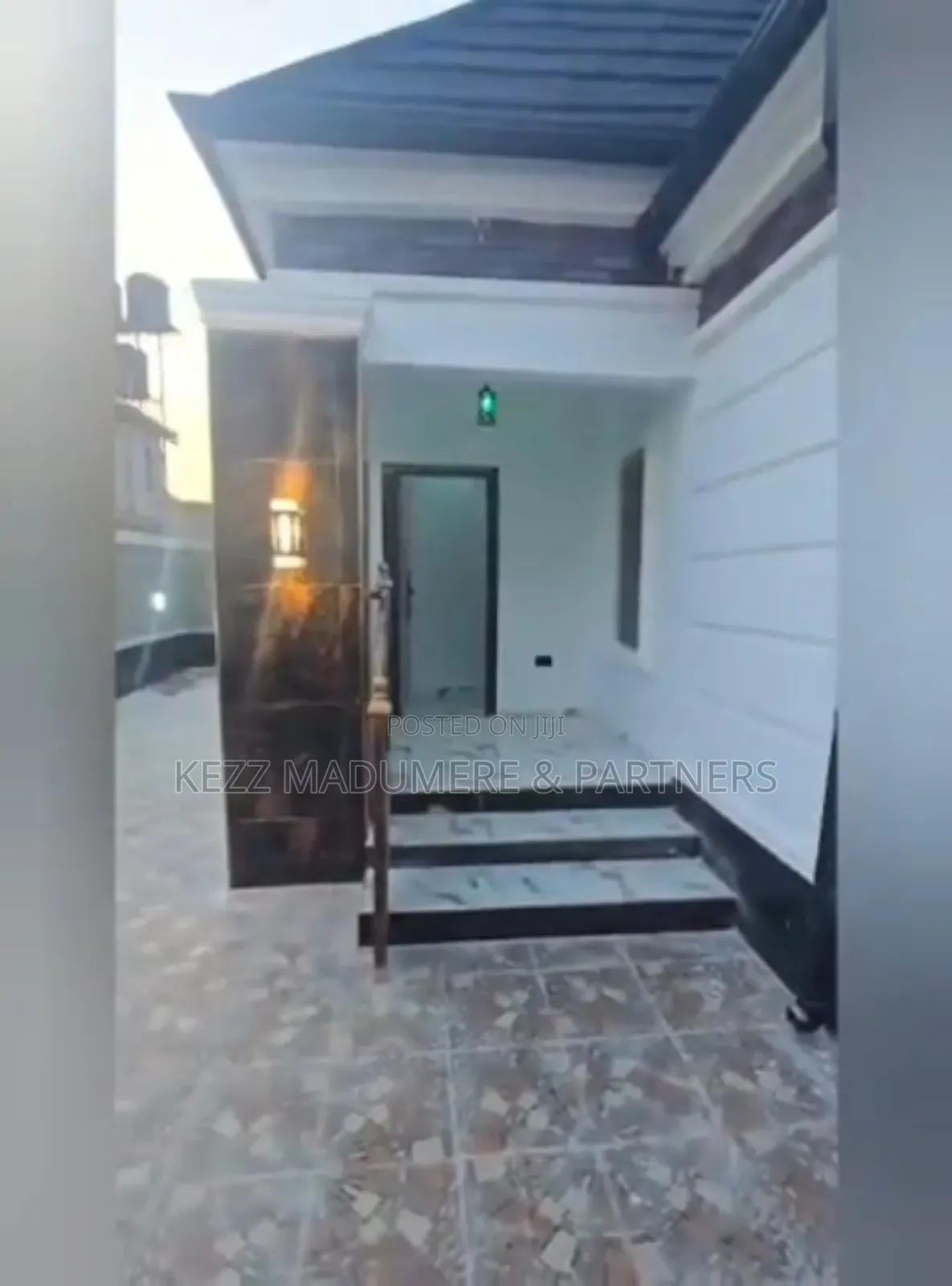 3bdrm Bungalow in Iretta Off Onitsha, for sale in Owerri