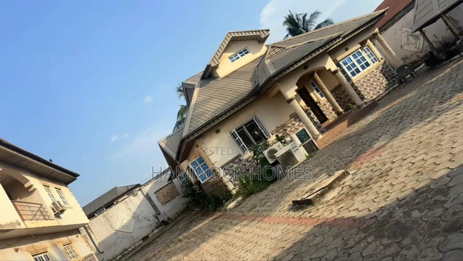 3bdrm Bungalow in Salawu Estate, Agodi for sale in Agodi