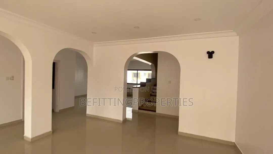 3bdrm Block of Flats in Victoria Island for rent in Victoria Island