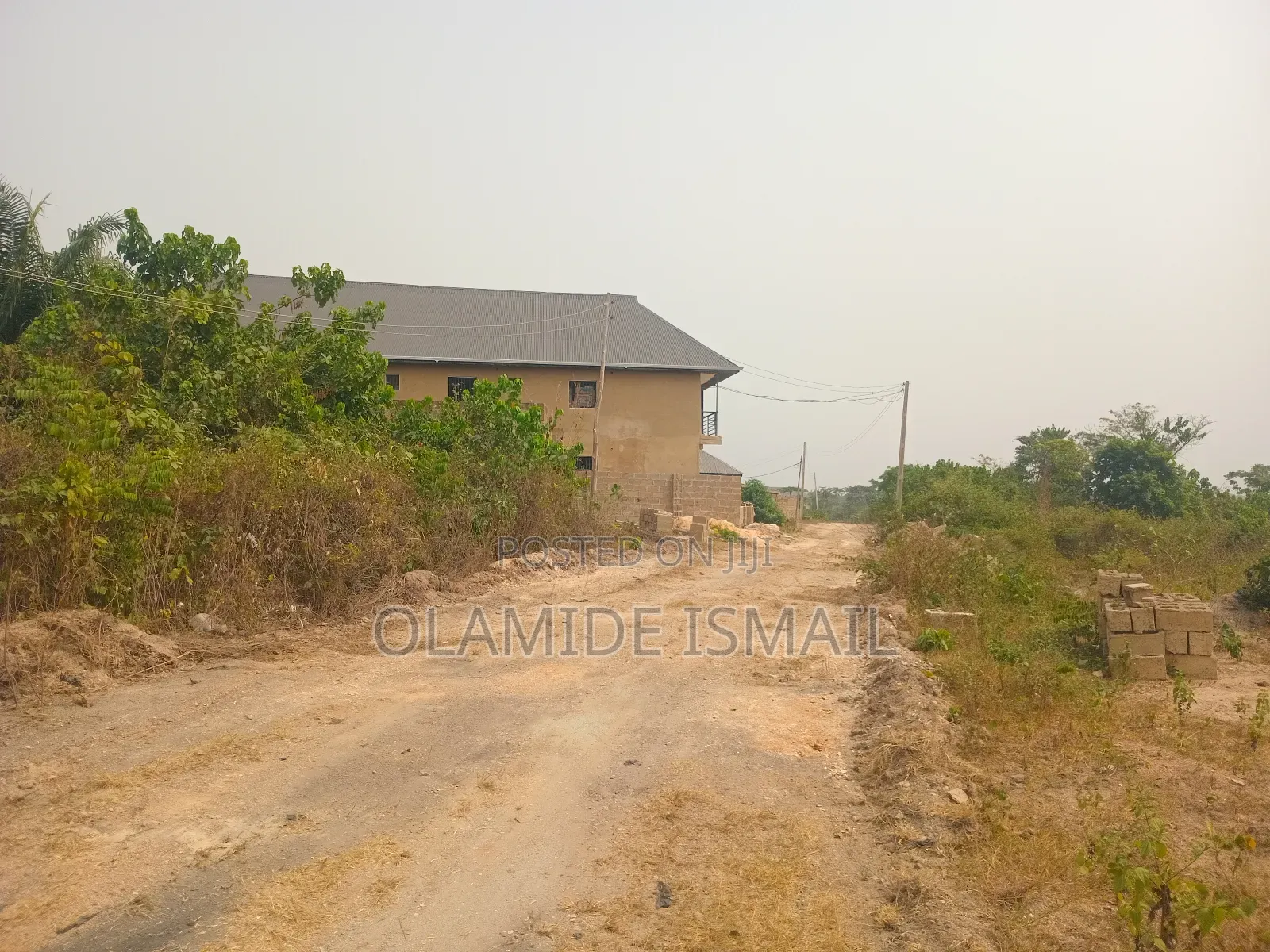 Fence 700m2 + in Ife
