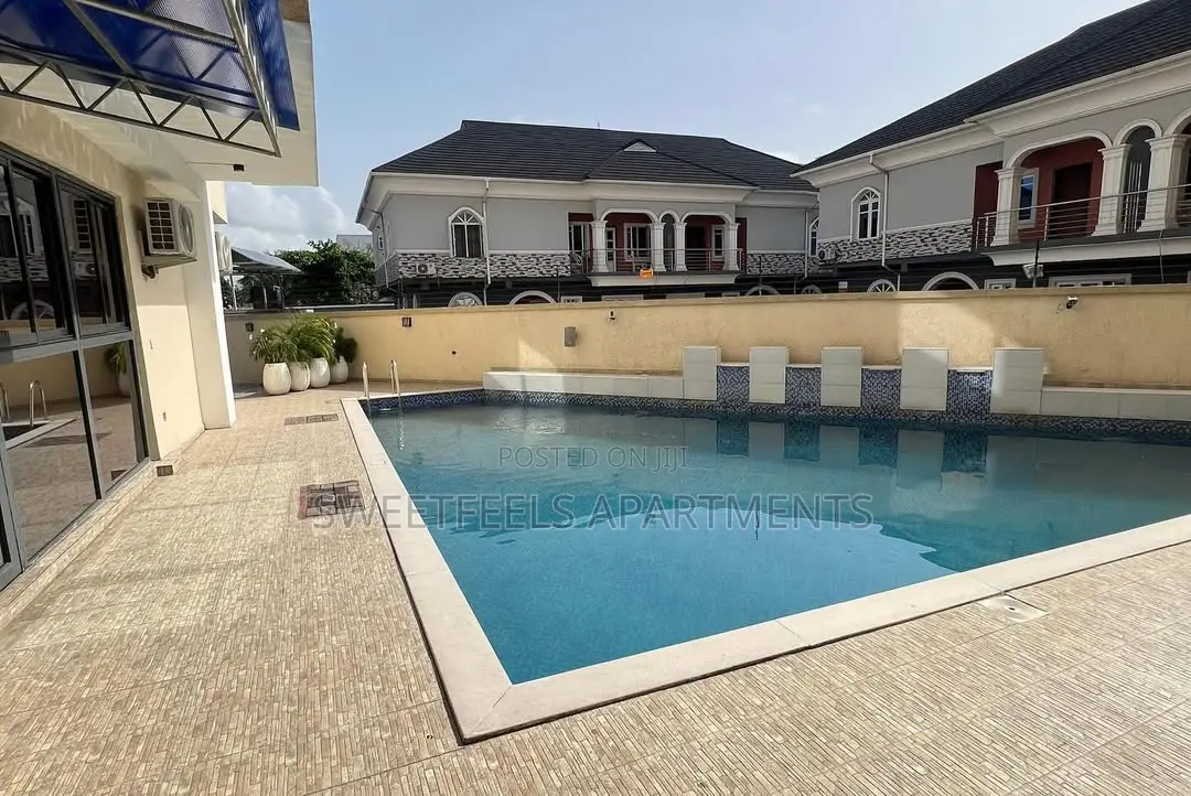 D’Moon Premium 1 Bedroom Apartment With Pool and Gym in Lekki Phase 1